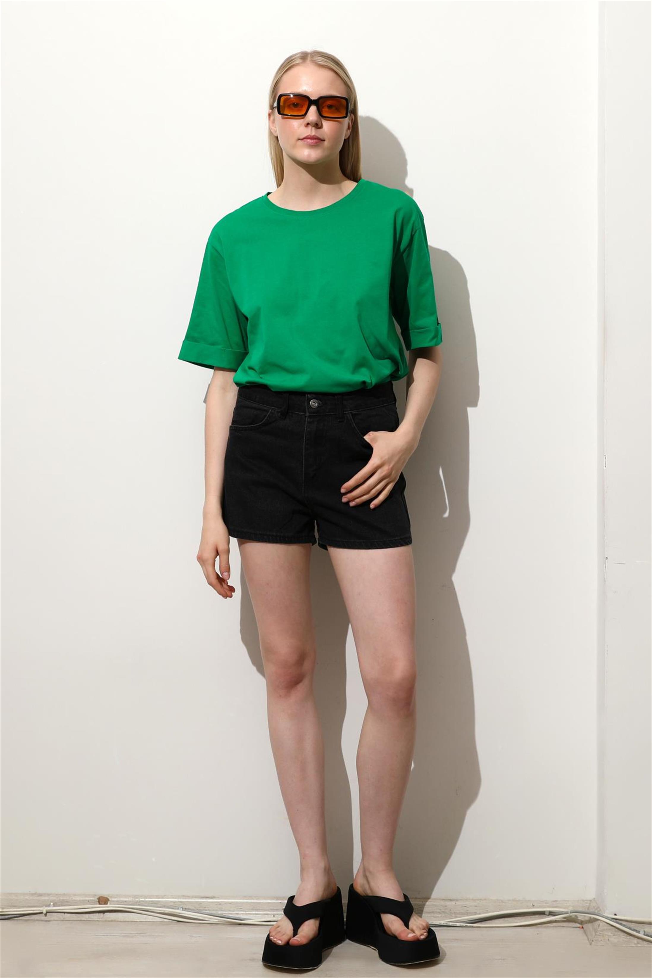 Kadın Bisiklet Yaka Duble Kol Oversize Yırtmaçlı T-Shirt