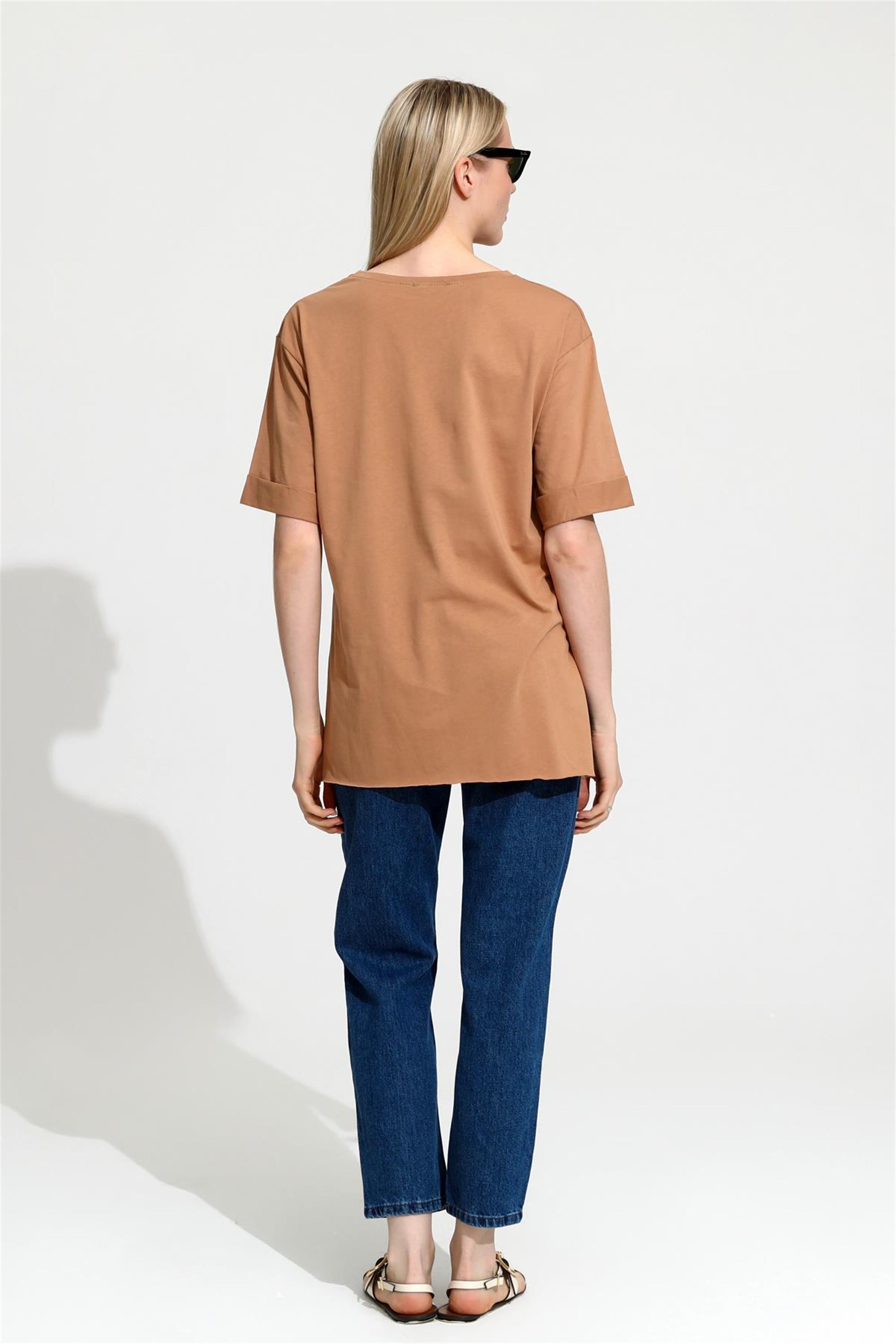 Kadın Bisiklet Yaka Duble Kol Oversize Yırtmaçlı T-Shirt