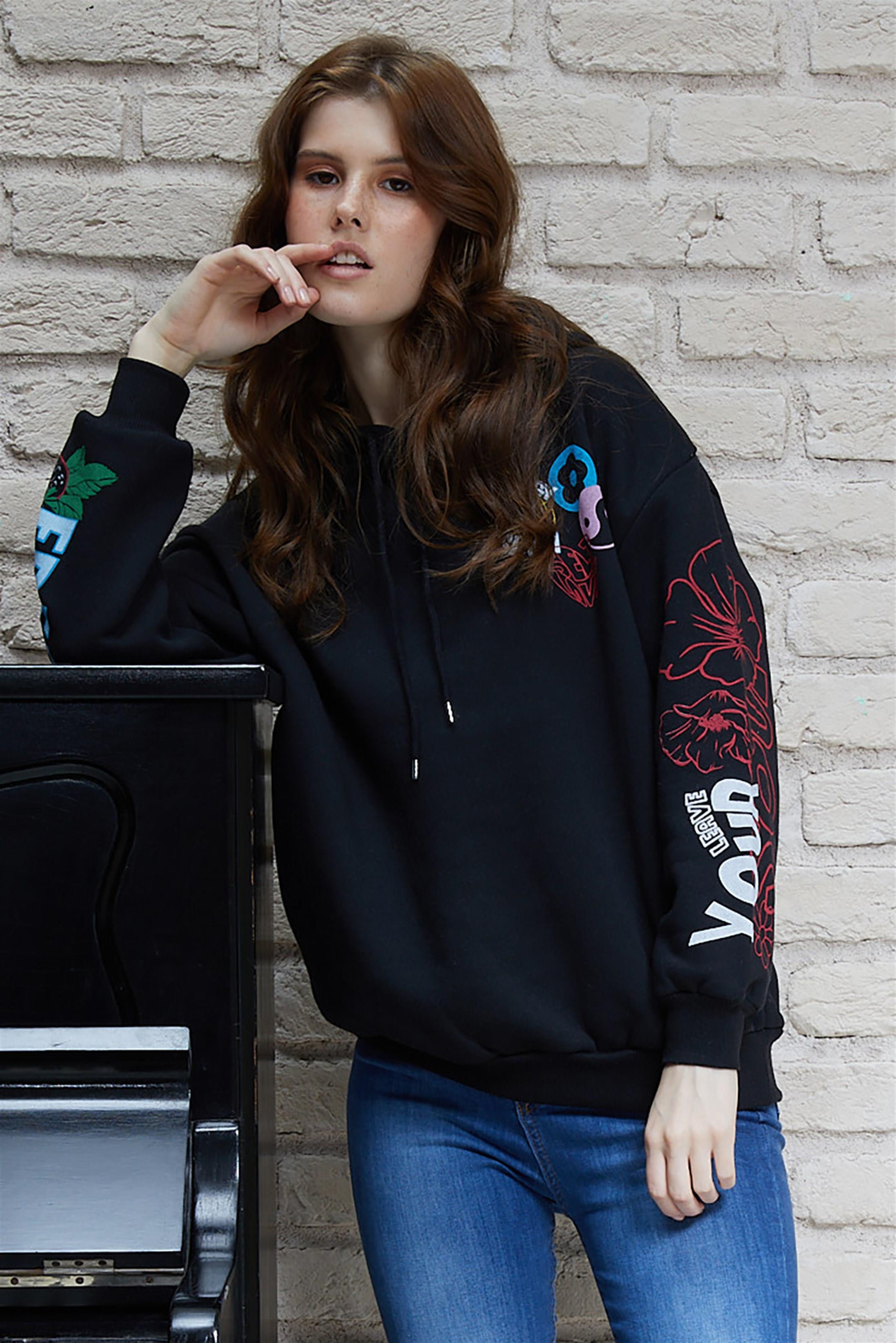 Kadın Energy Shiny Baskılı Kapüşonlu Sweatshirt