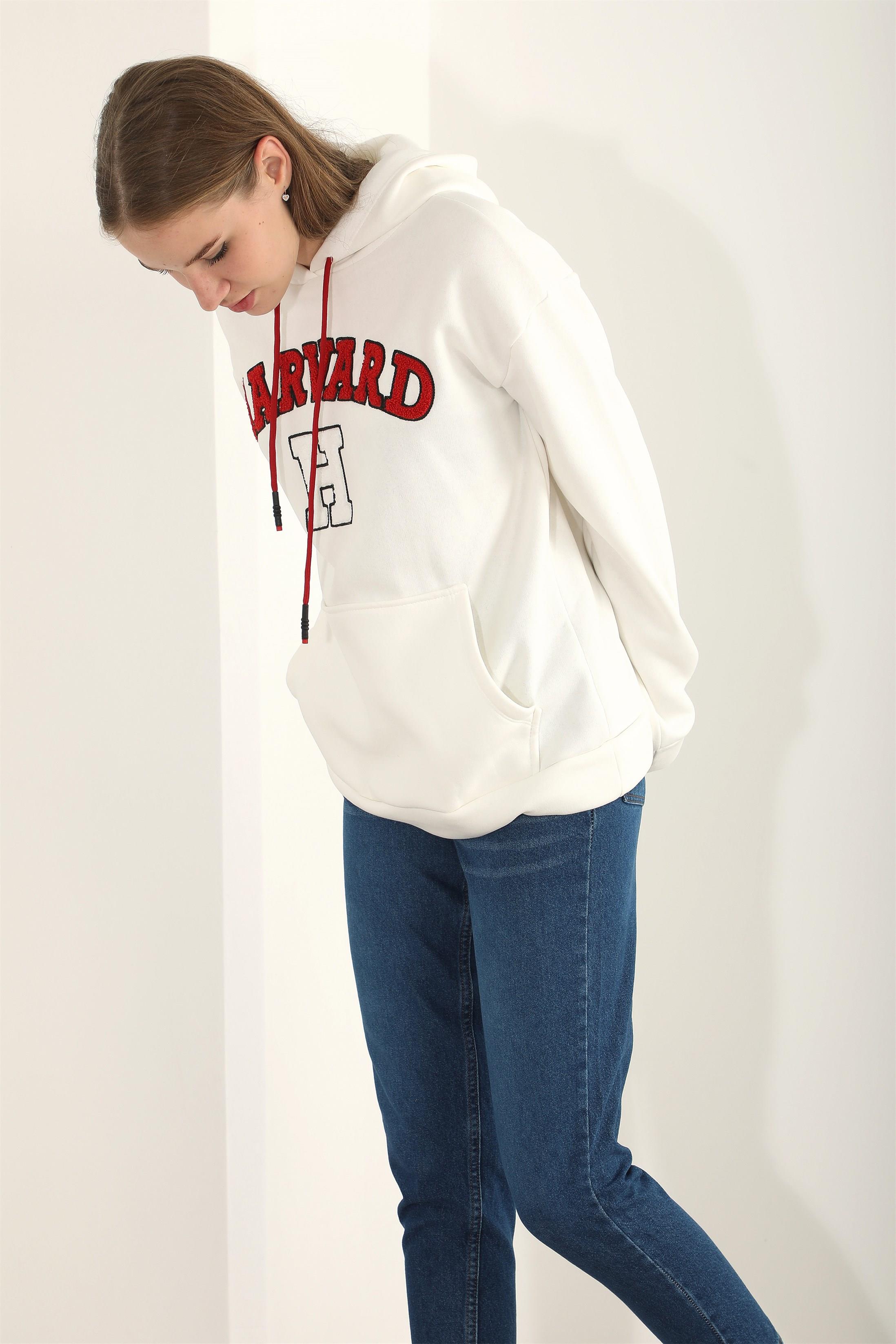 Kadın Harvard Nakışlı Kapüşonlu Sweatshirt