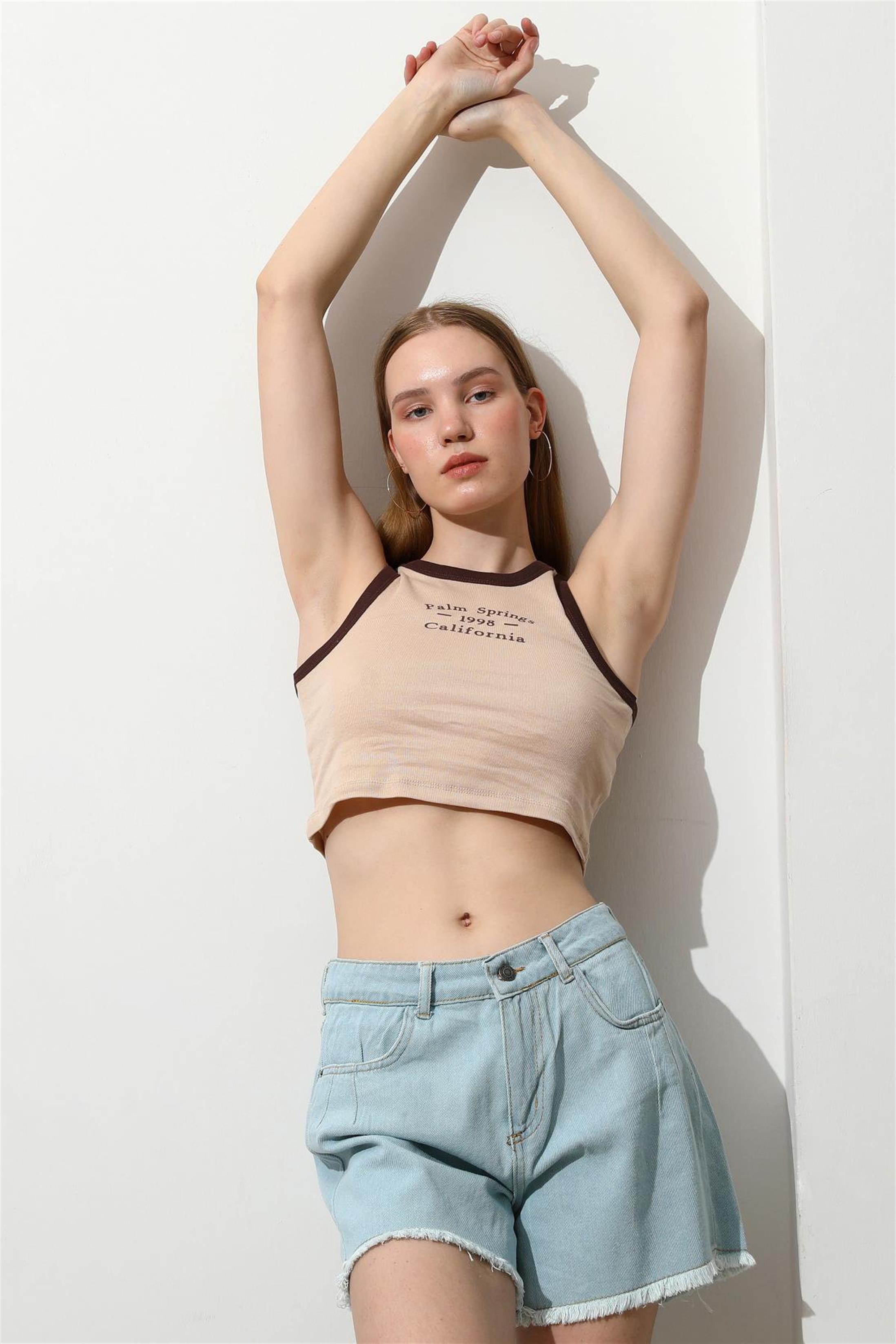 Kadın California Baskılı Crop Top Büstiyer