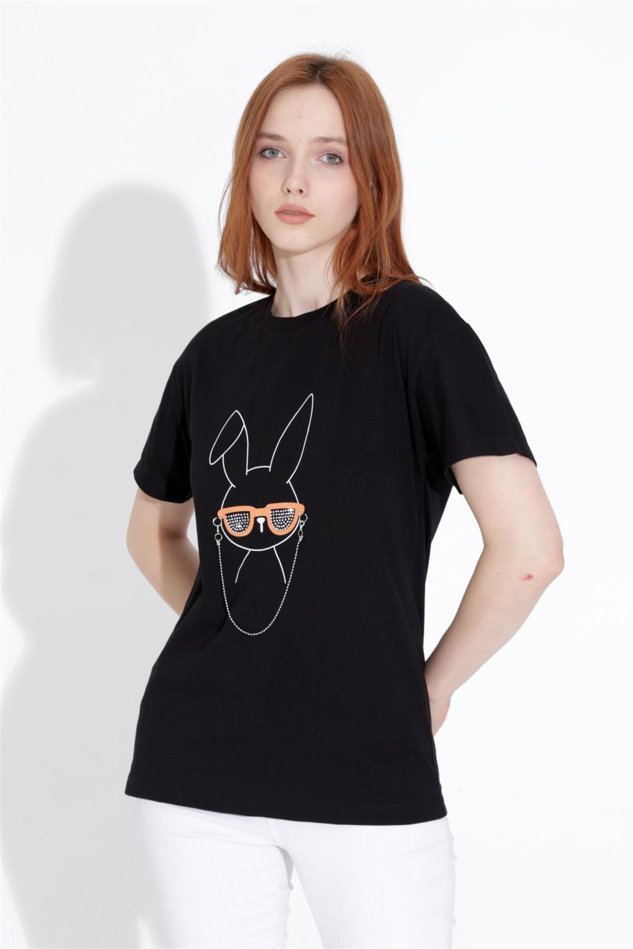 Kadın Tavşan Baskılı Taşlı Bisiklet Yaka T-Shirt