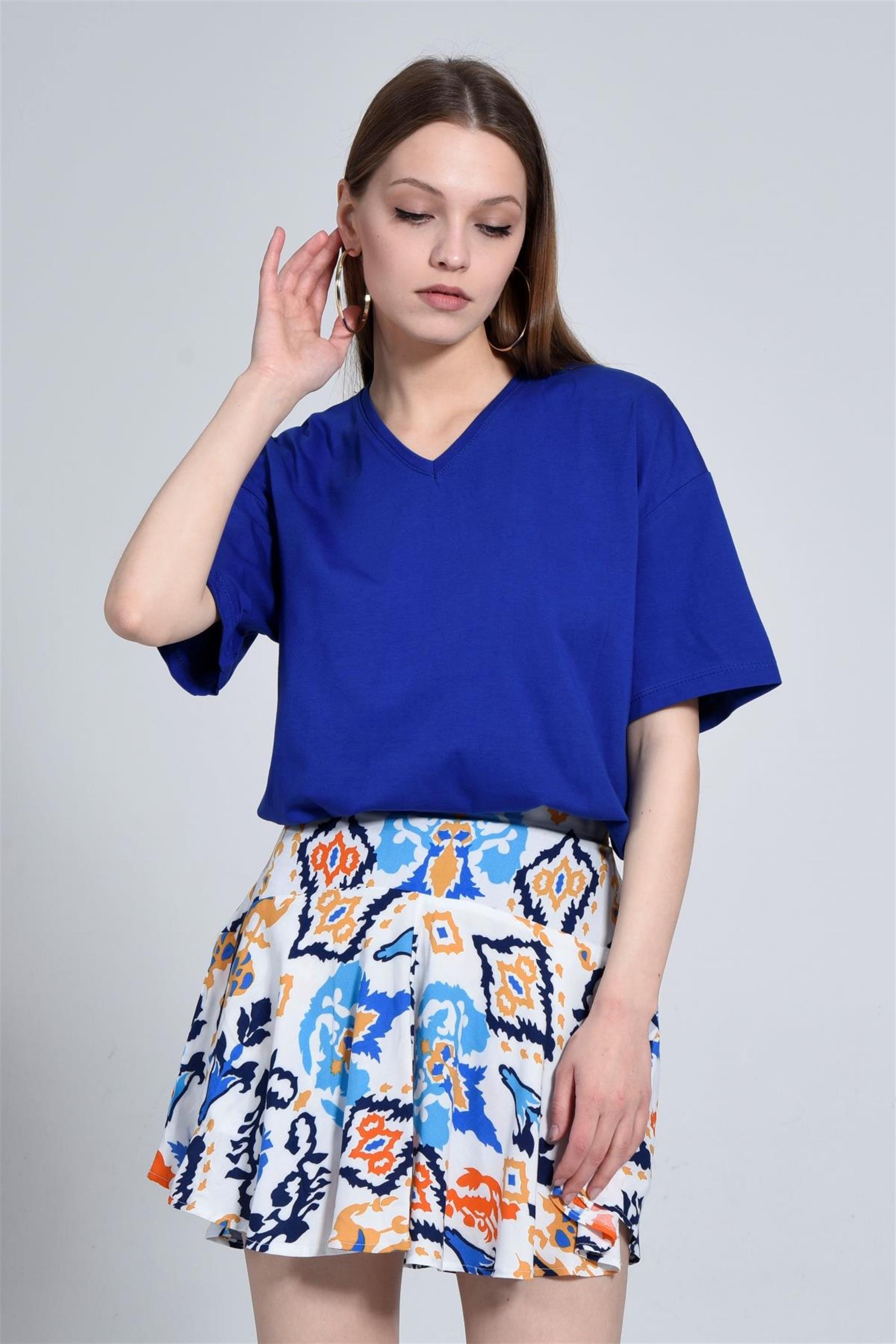 Kadın V Yaka Boyfriend Basic T-Shirt