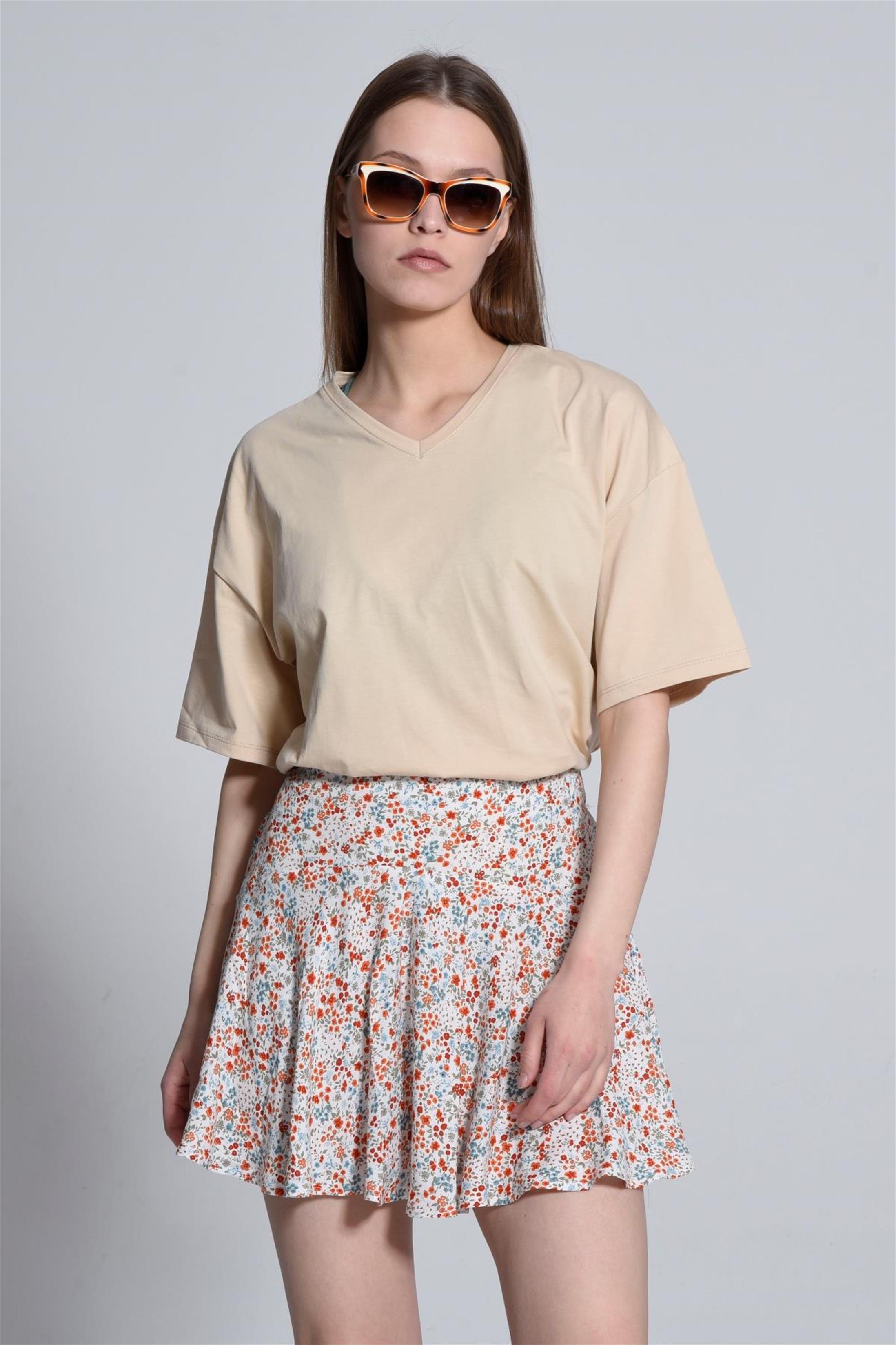 Kadın V Yaka Boyfriend Basic T-Shirt