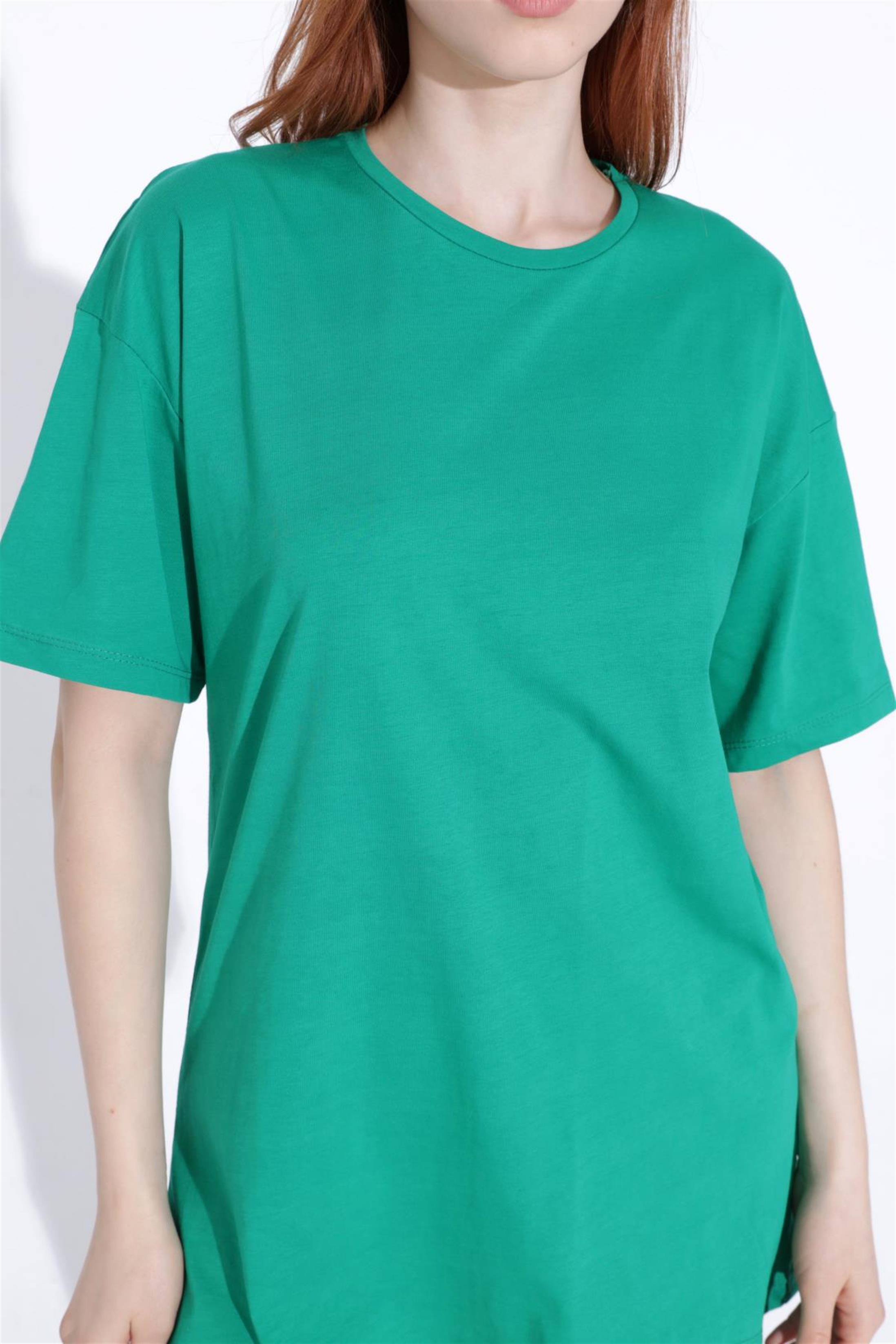 Kadın Bisiklet Yaka Basic Salaş T-Shirt