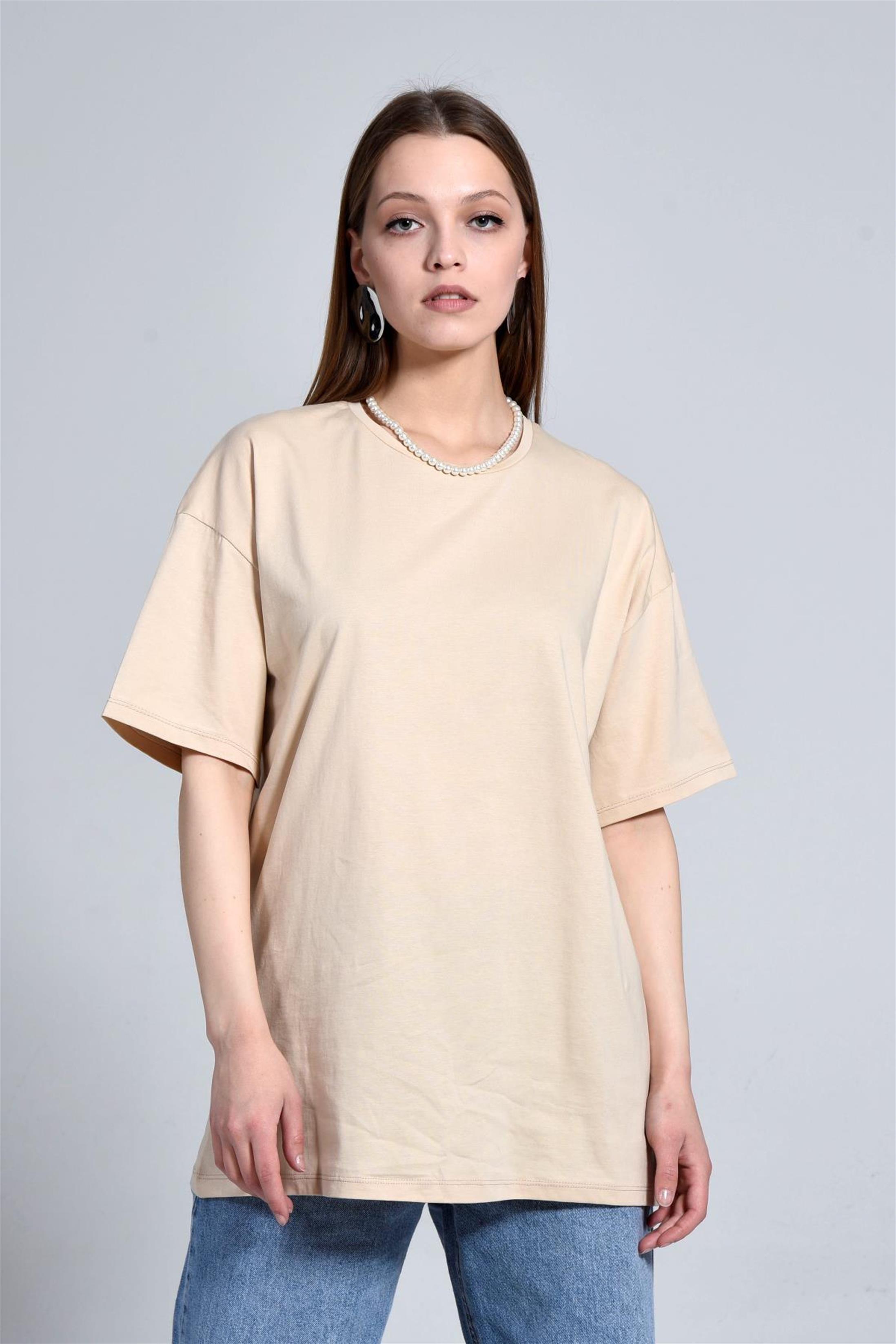 Kadın Bisiklet Yaka Basic Salaş T-Shirt