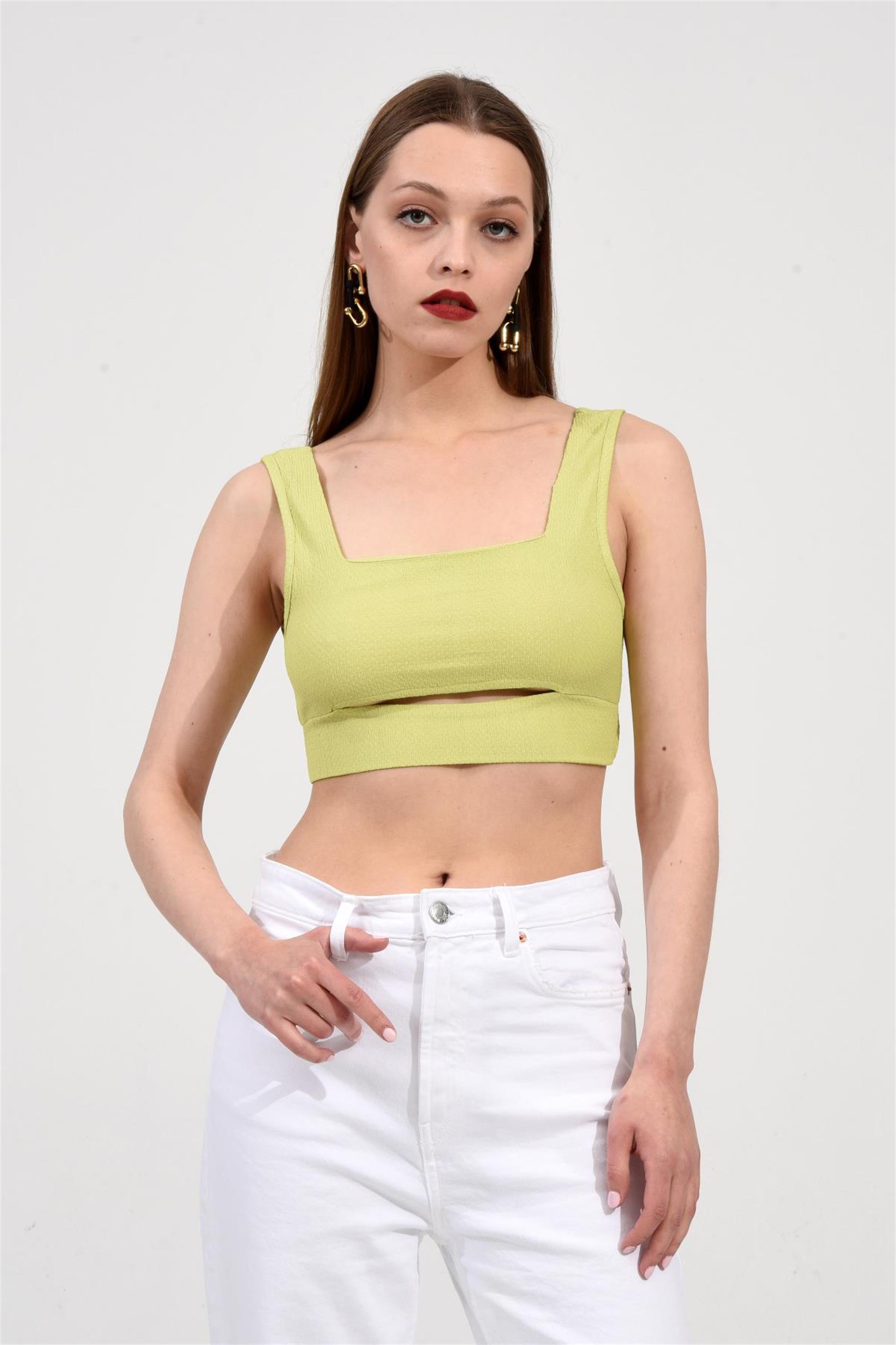 Kare Yaka Crop Bluz