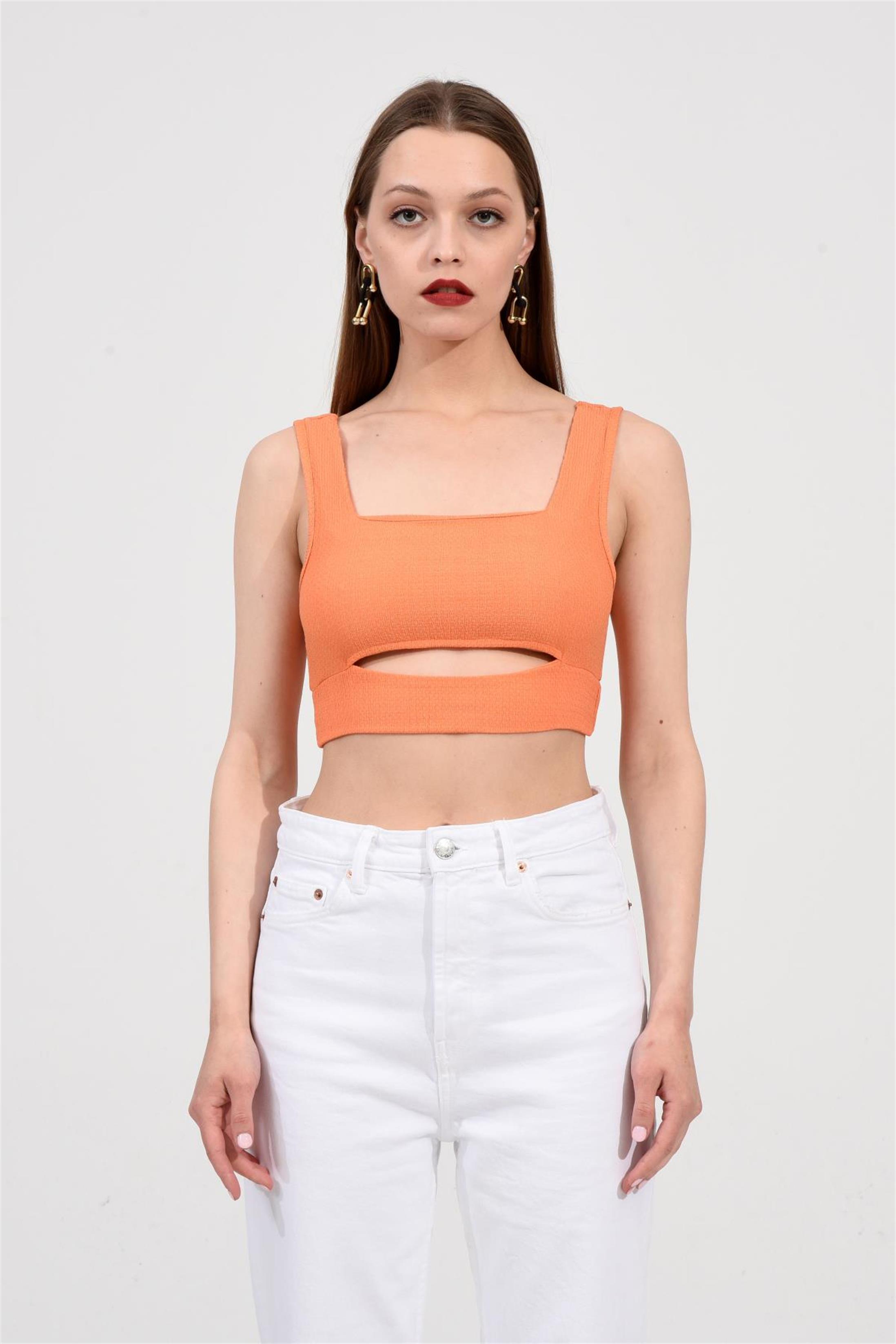 Kare Yaka Crop Bluz