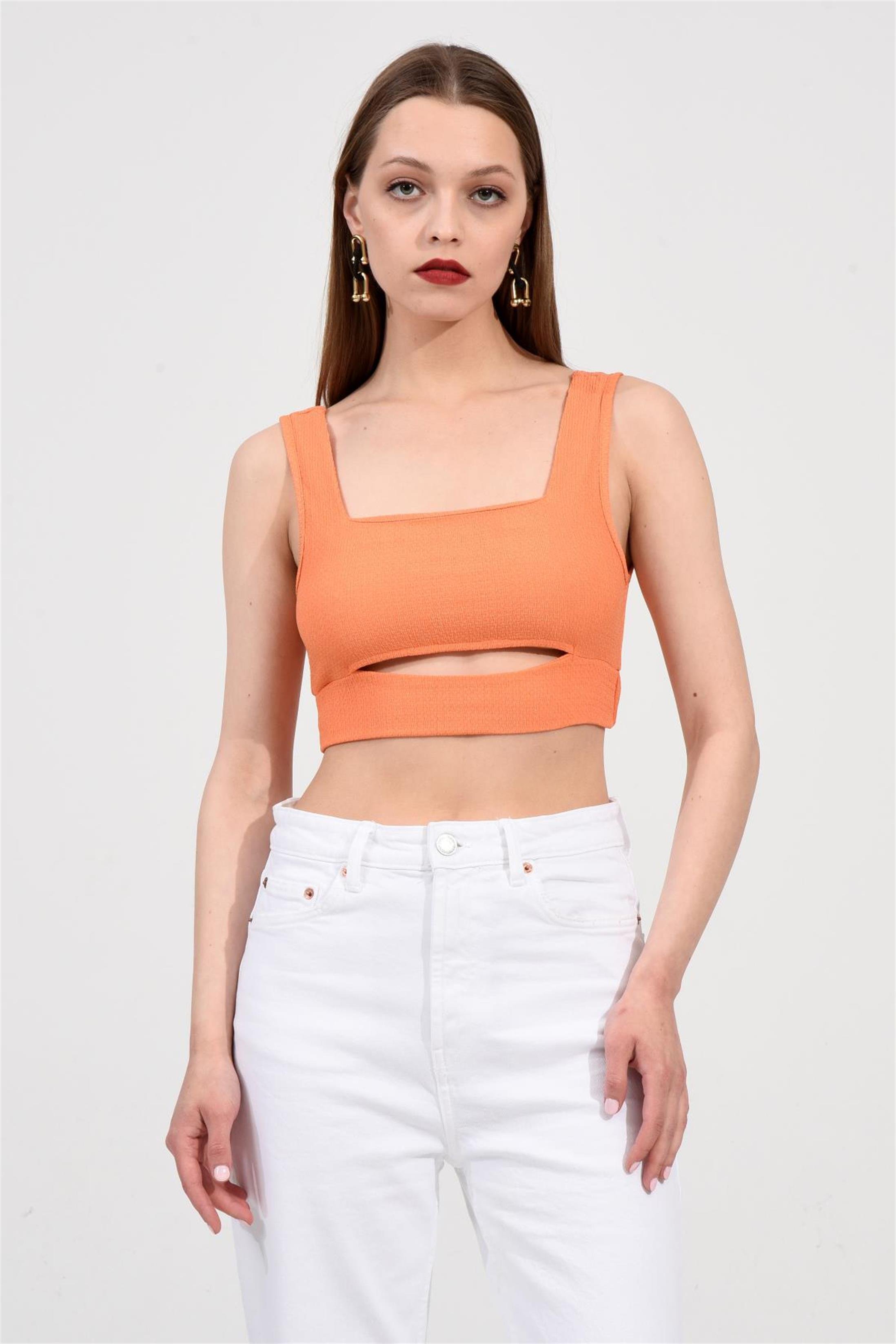 Kare Yaka Crop Bluz
