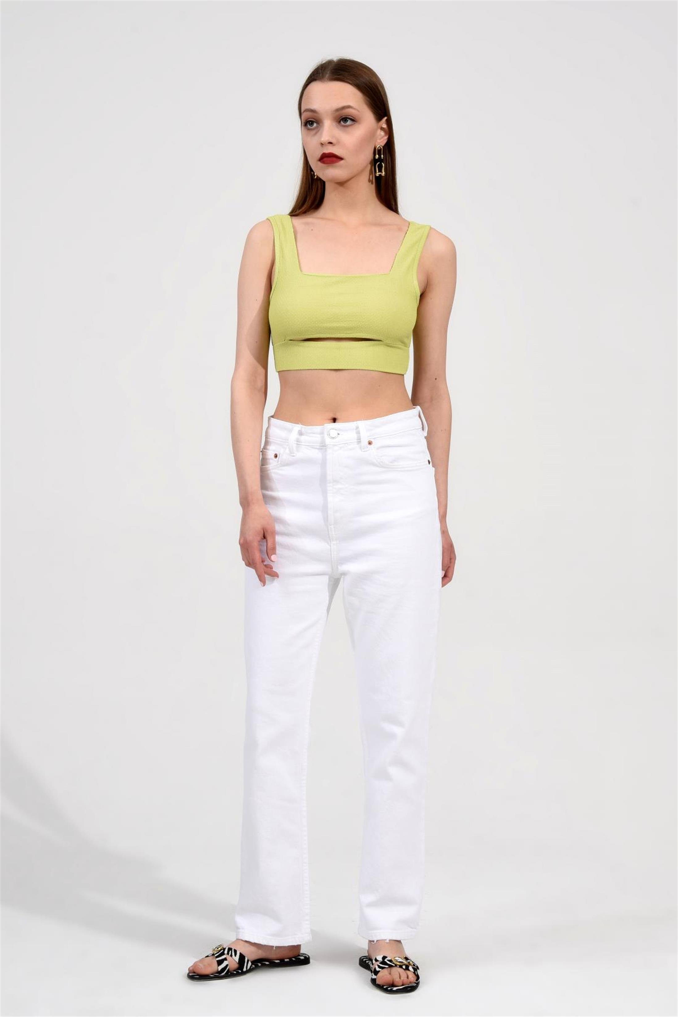 Kare Yaka Crop Bluz