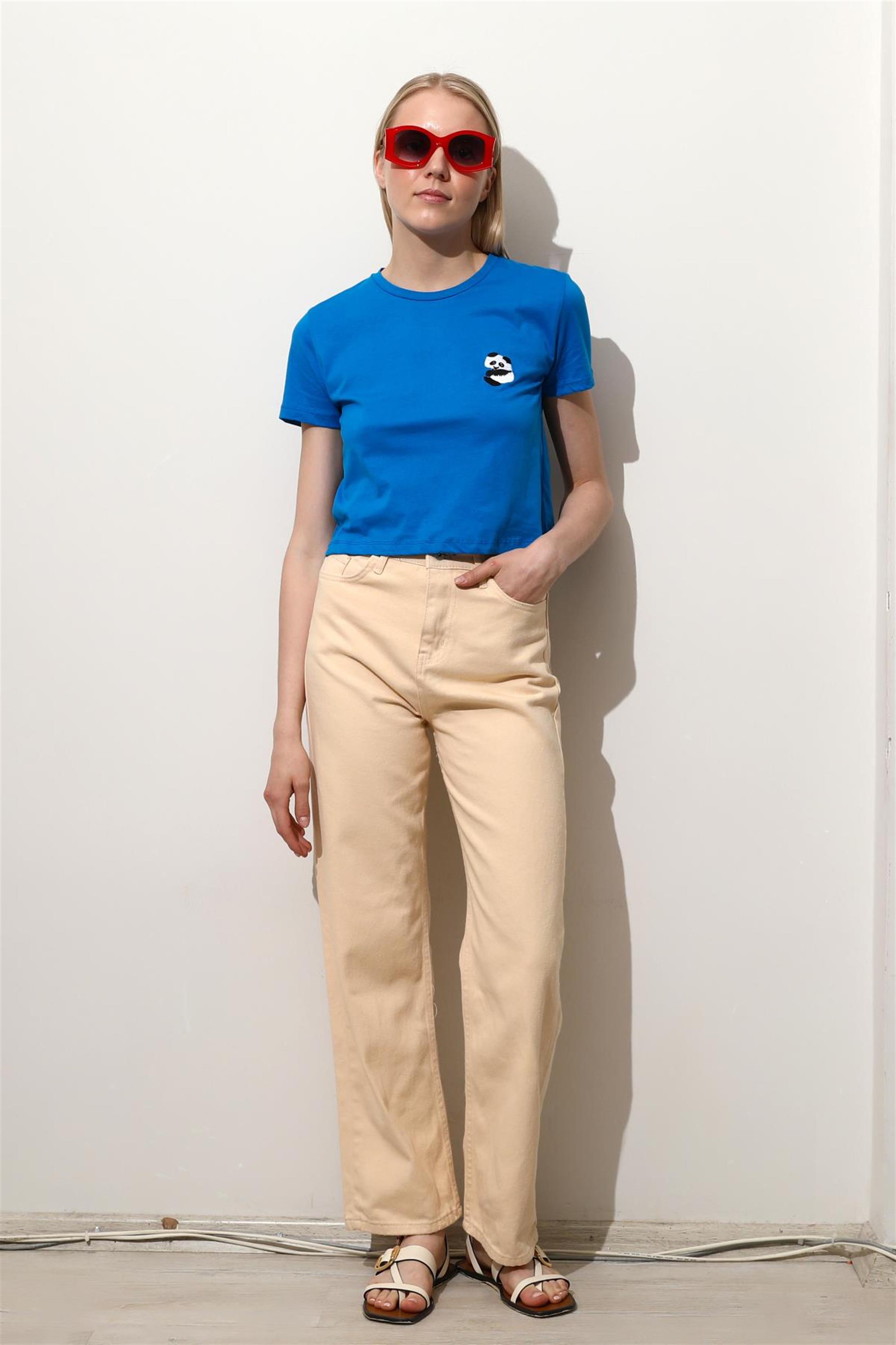 Kadın Panda Nakışlı Crop T-Shirt