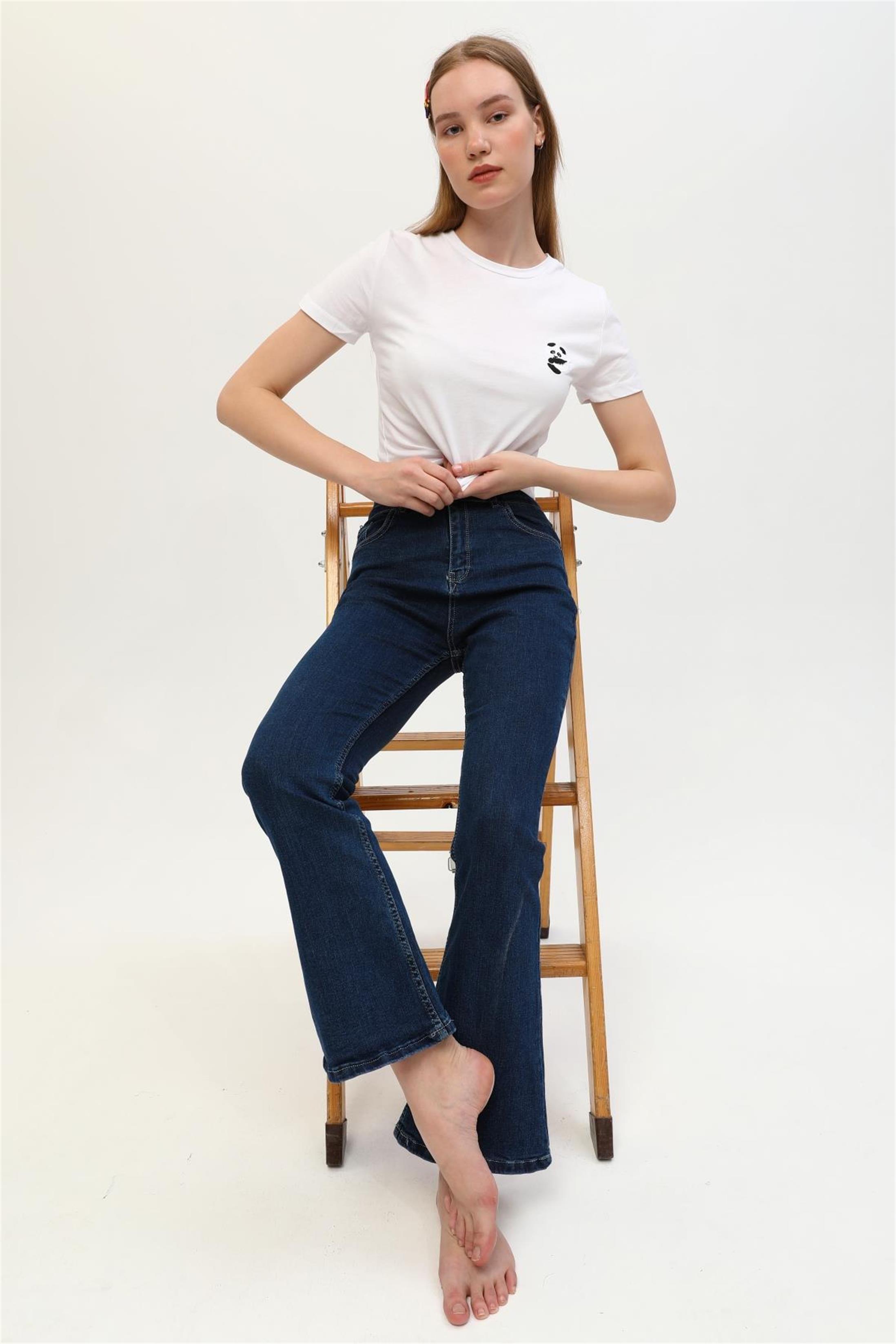 Kadın Panda Nakışlı Crop T-Shirt
