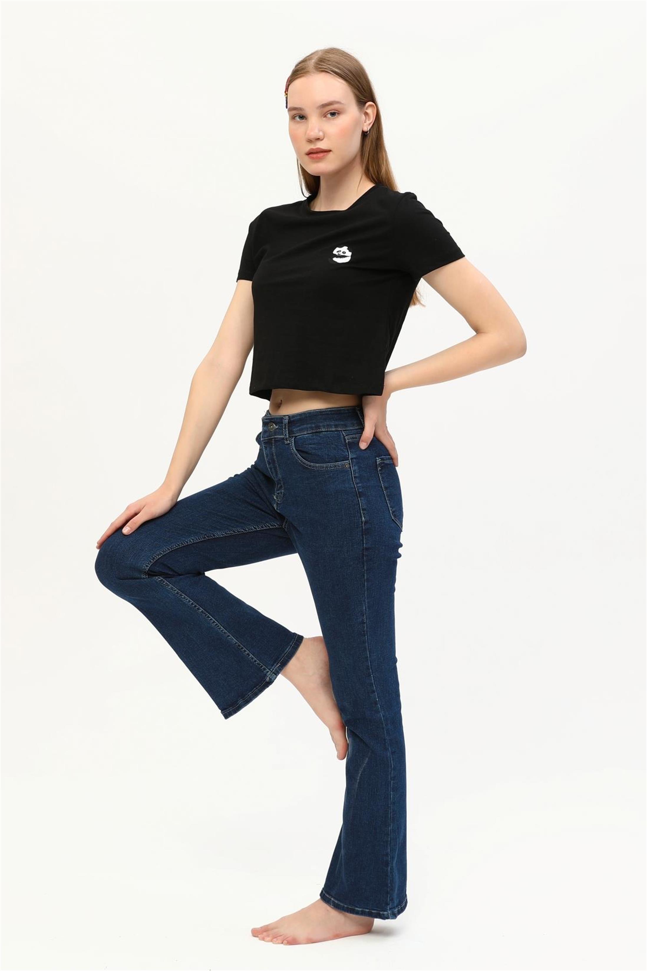 Kadın Panda Nakışlı Crop T-Shirt