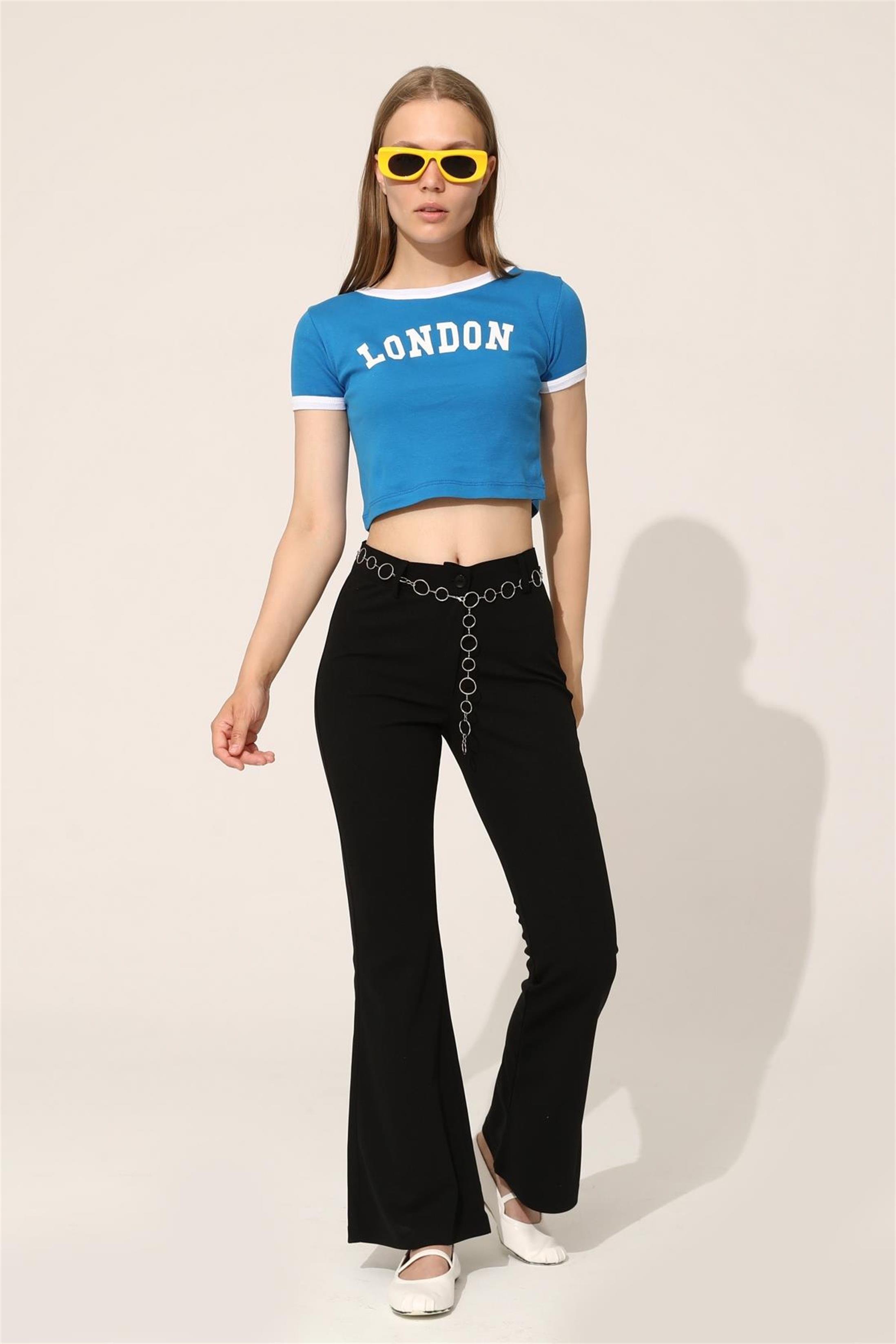 Kadın London Baskılı Crop T-Shirt