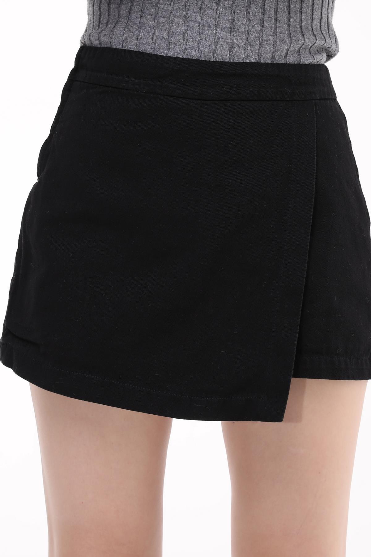 Kadın Fermuarlı Şortlu Etek