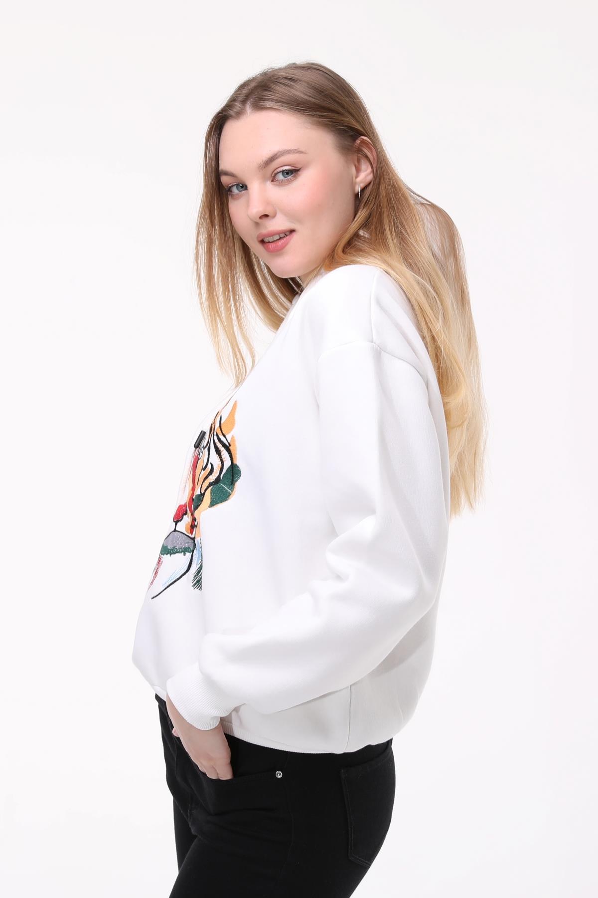 Kadın Kaplan Nakışlı Kapşonlu Sweat