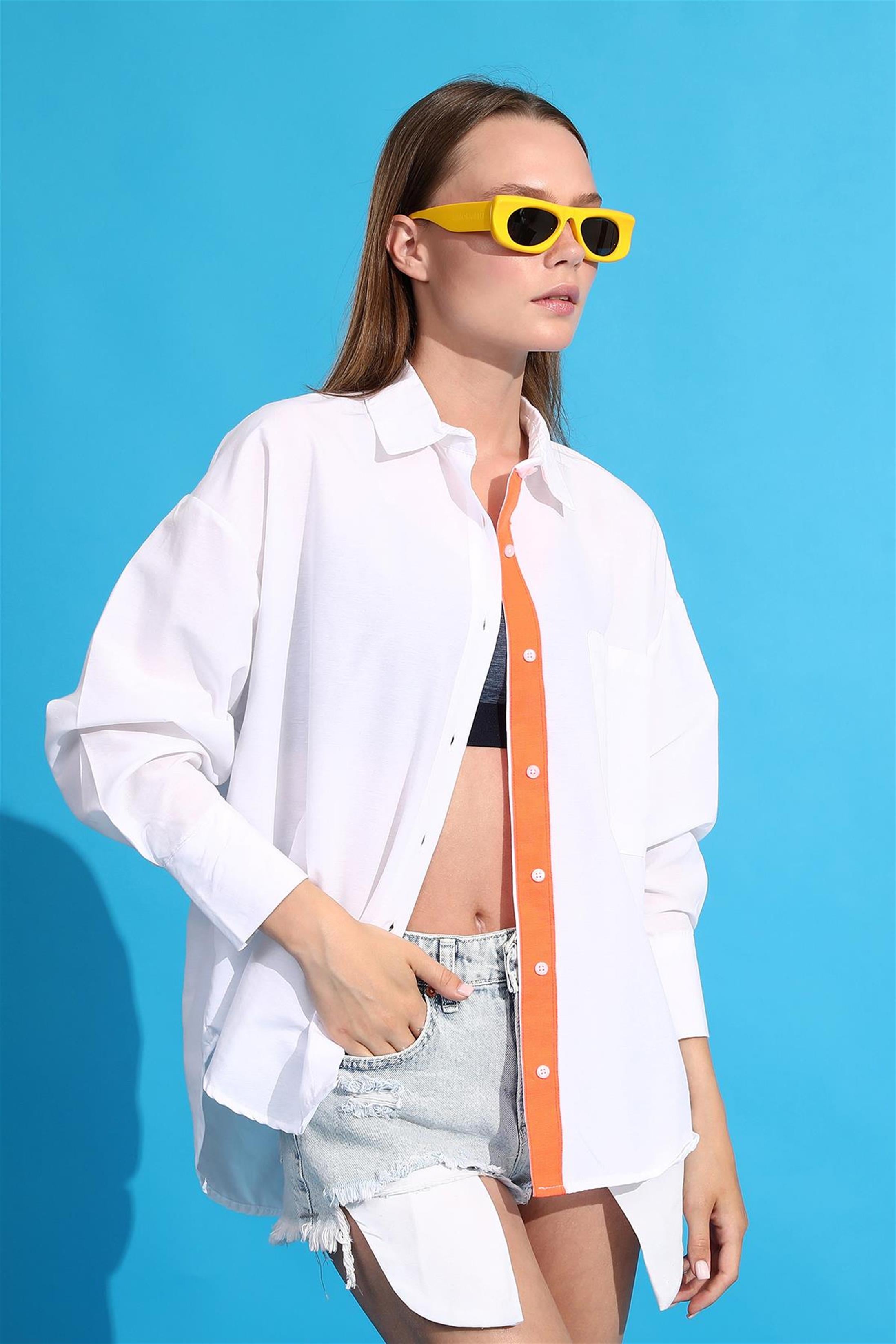 Kadın Arkası Düğmeli Fosforlu Oversize Gömlek - Beyaz Oranj