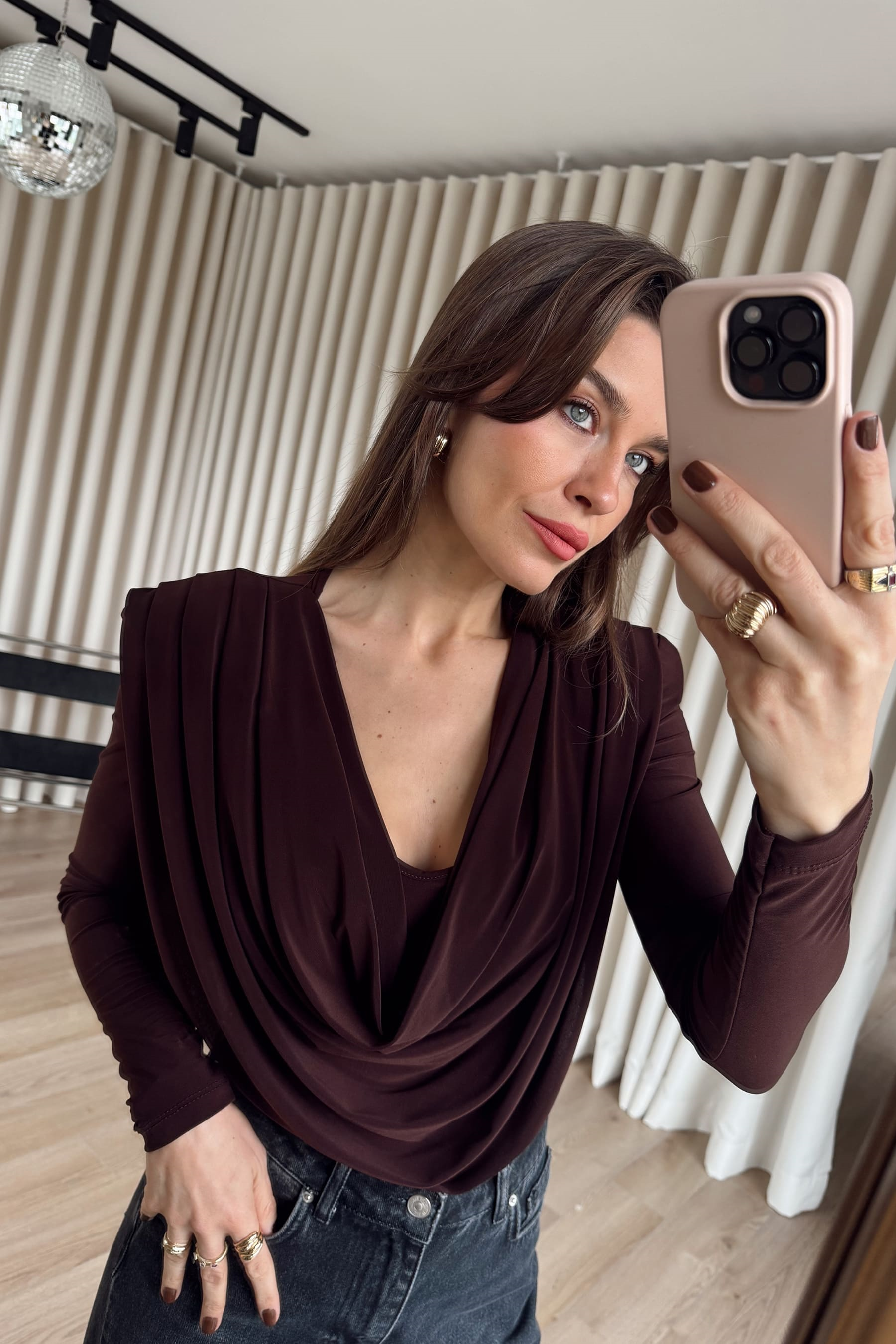 Acı Kahve Degaje Yaka Model Bluz