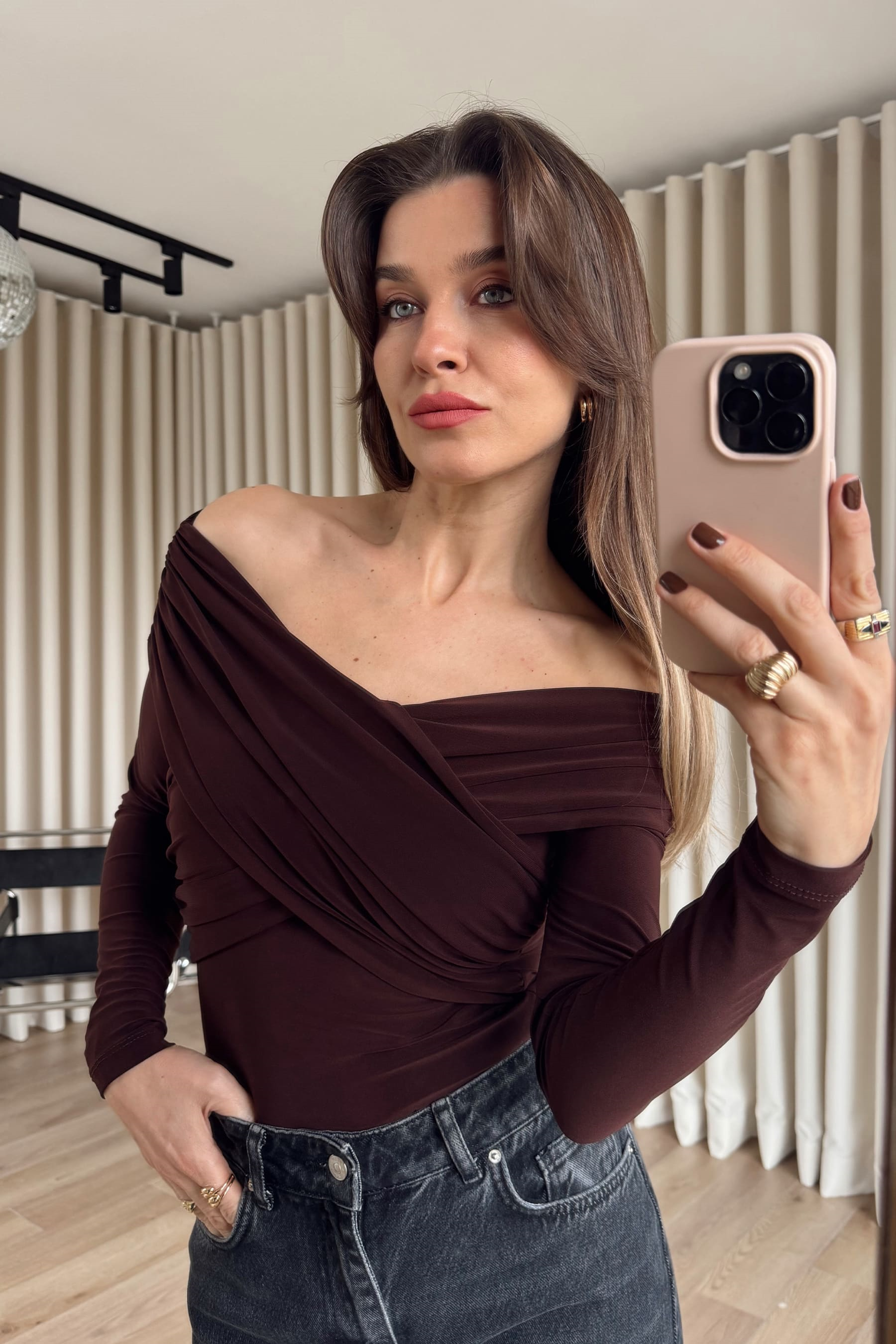 Acı Kahve Omuzdan Çapraz Drapeli Bluz