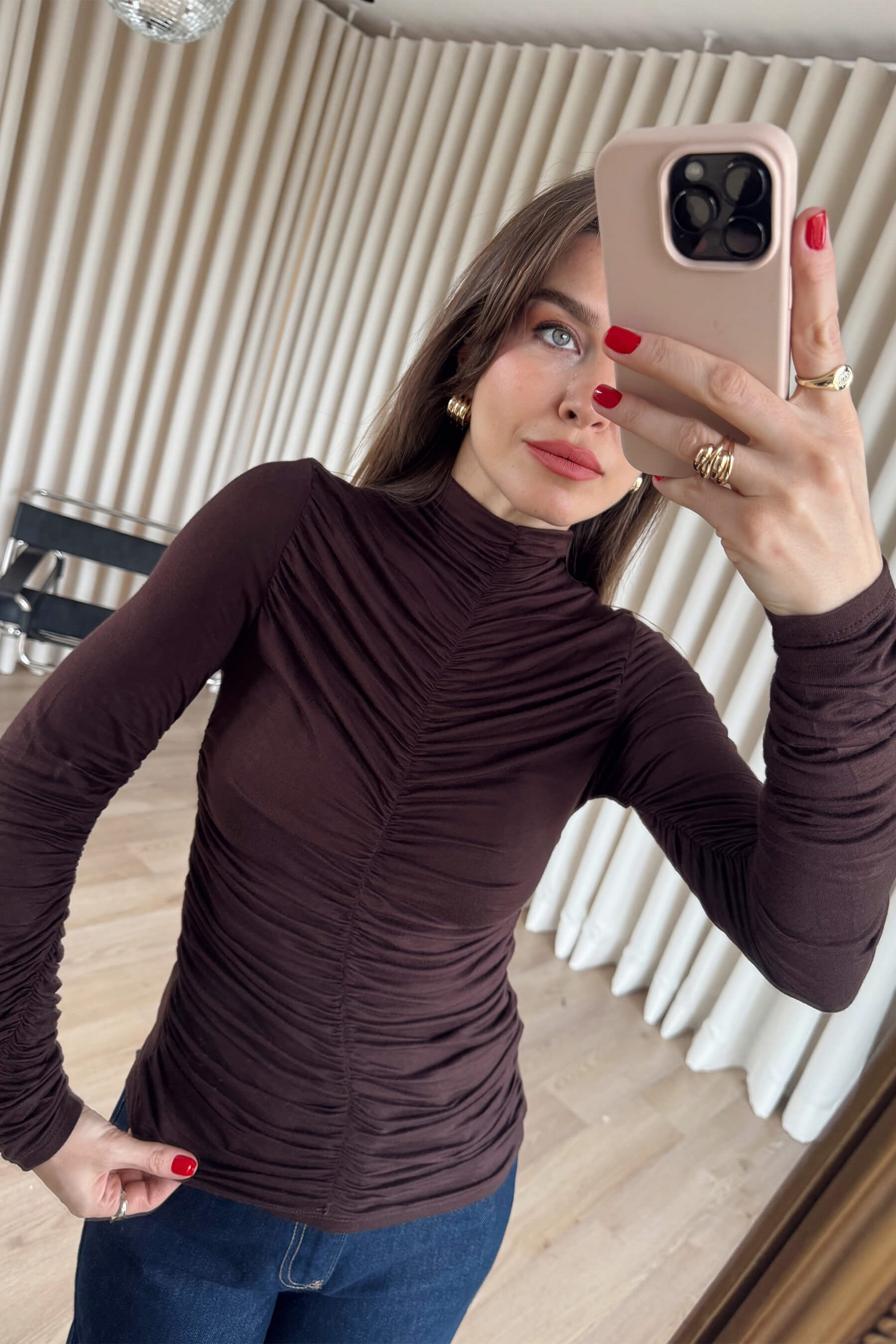 Acı Kahve Önü ve Kolu Drapeli Bluz