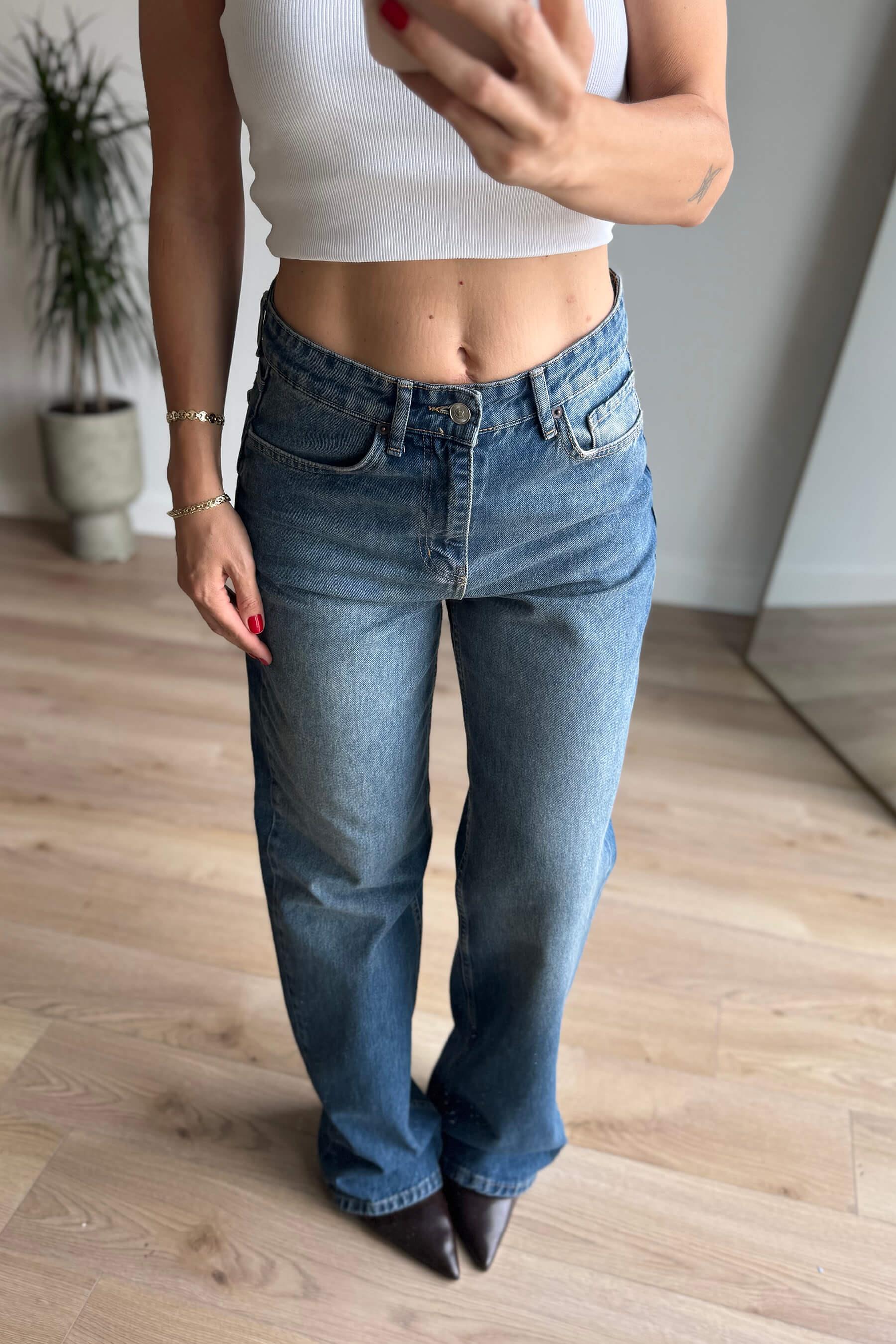 Açık Mavi Bol Paça Yüksek Bel Yıkamalı Straight Jean
