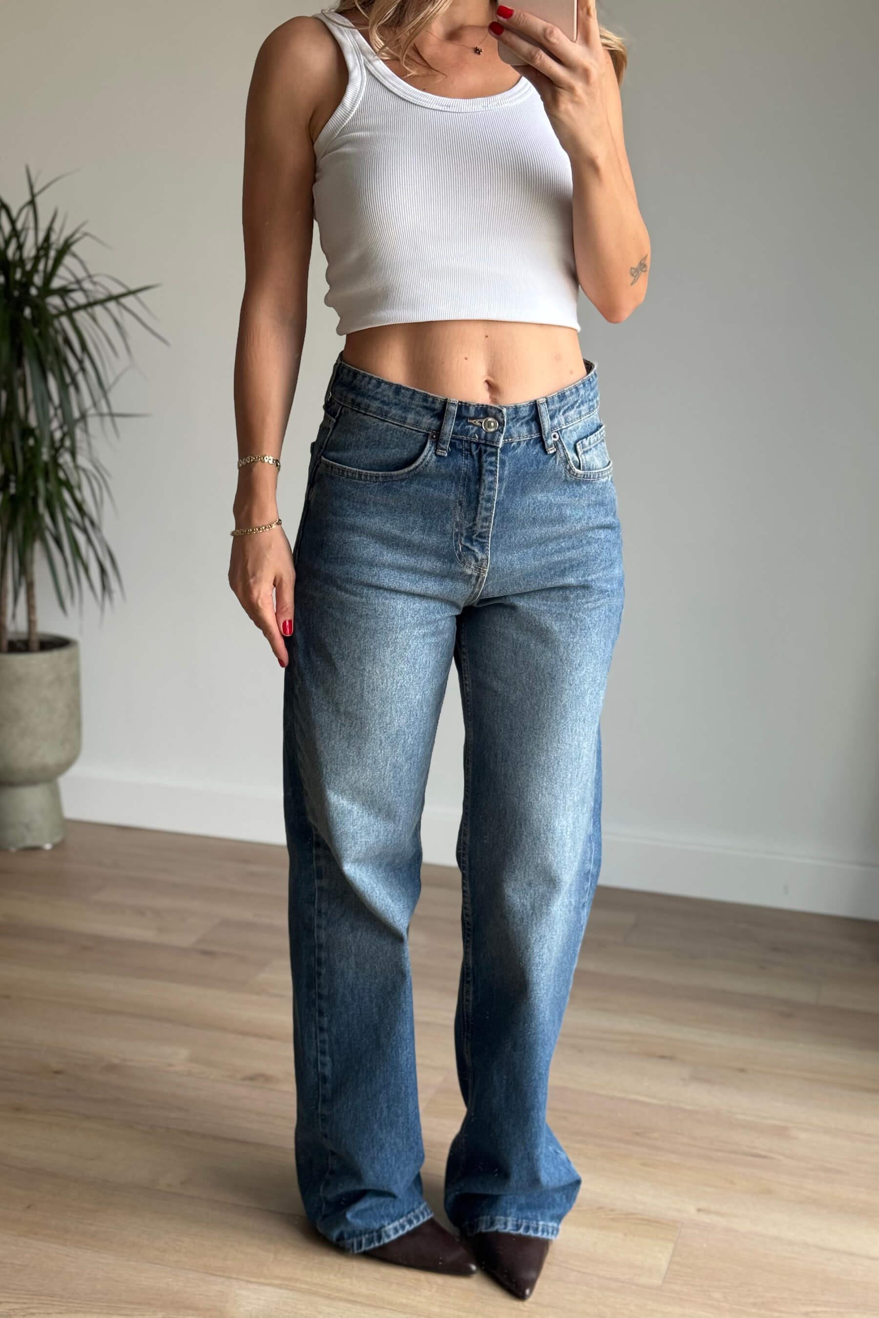 Açık Mavi Bol Paça Yüksek Bel Yıkamalı Straight Jean