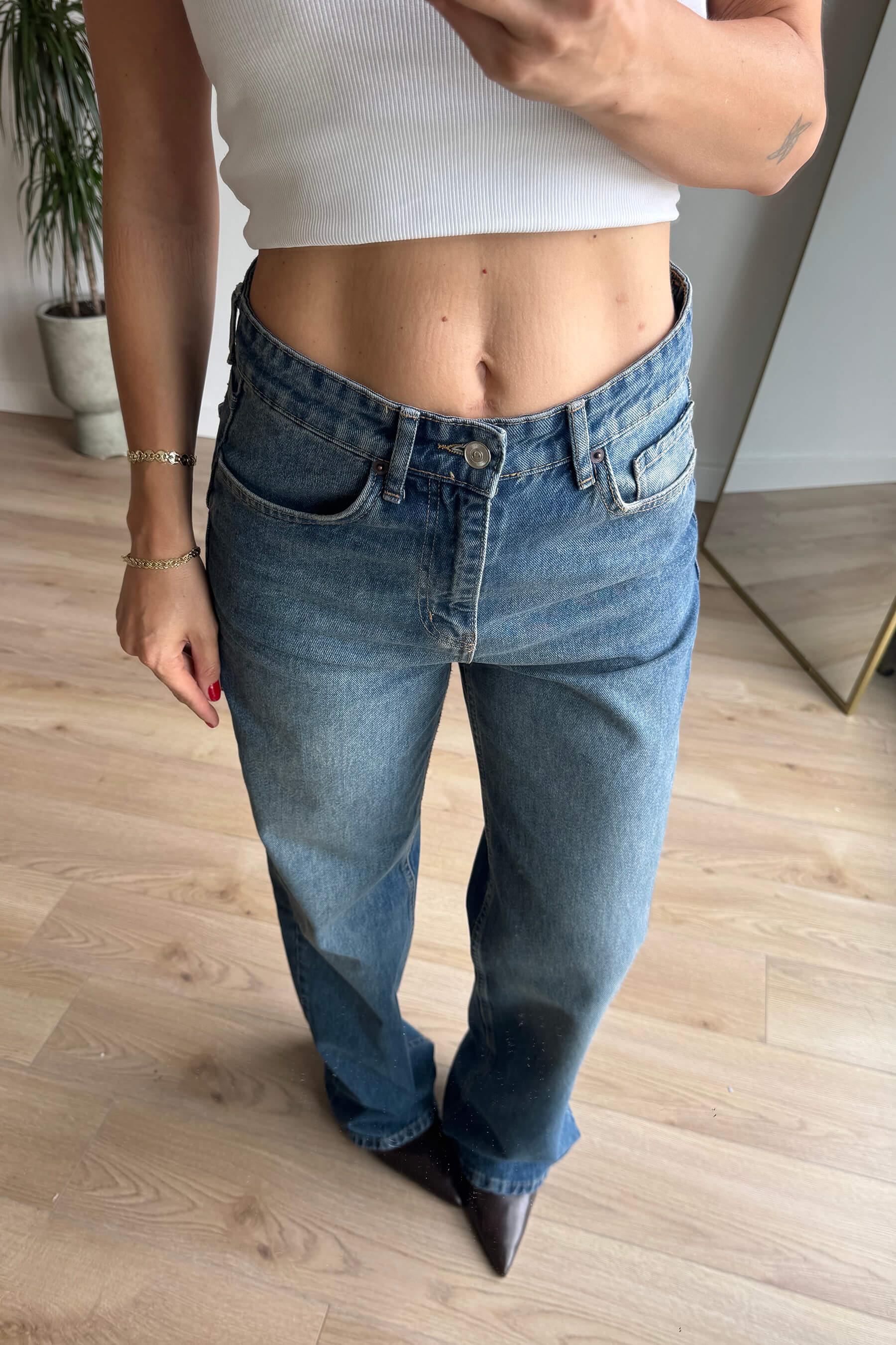 Açık Mavi Bol Paça Yüksek Bel Yıkamalı Straight Jean