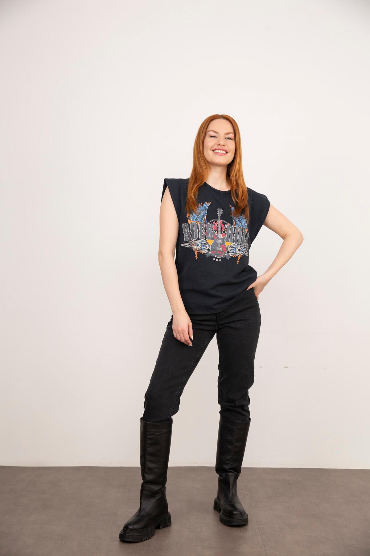 Antrasit Rock N Roll Baskılı Sıfır Kol T-Shirt