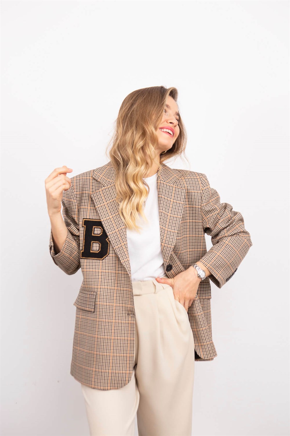 B Harf Nakışlı Astarlı Blazer Ceket