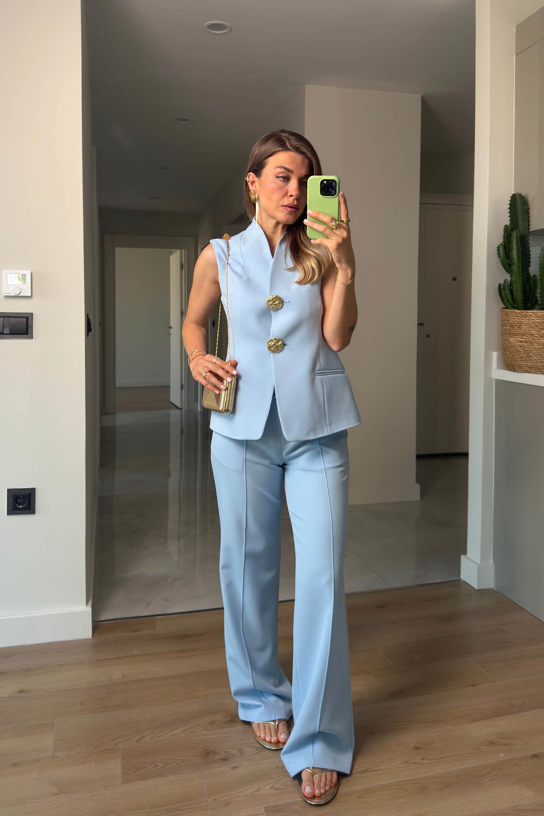 Bebe Mavisi Gold Düğmeli Yelek Pantolon Takım