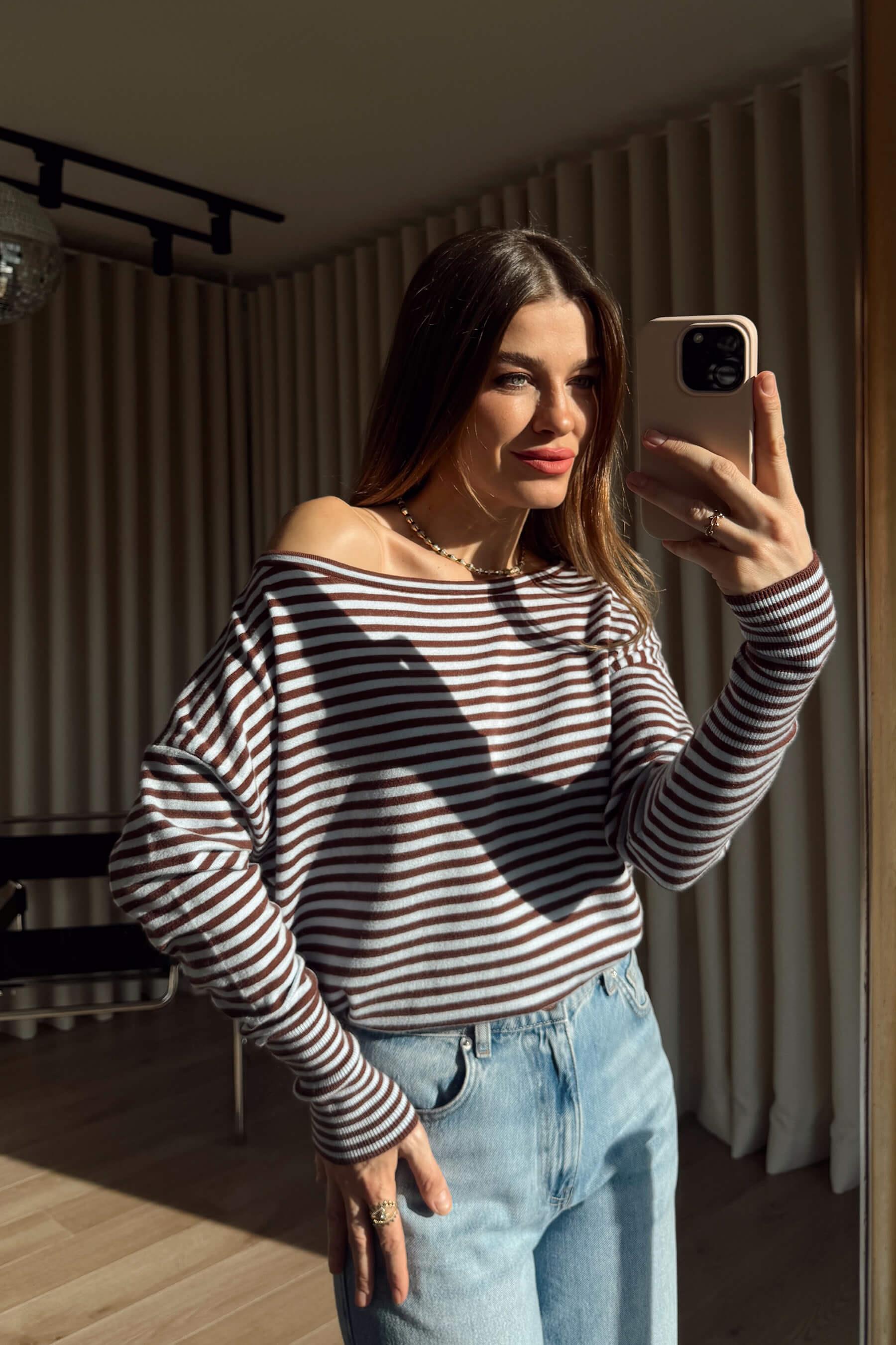 Bebe Mavisi Kahve Çizgili Kayık Yaka Oversize Triko Bluz