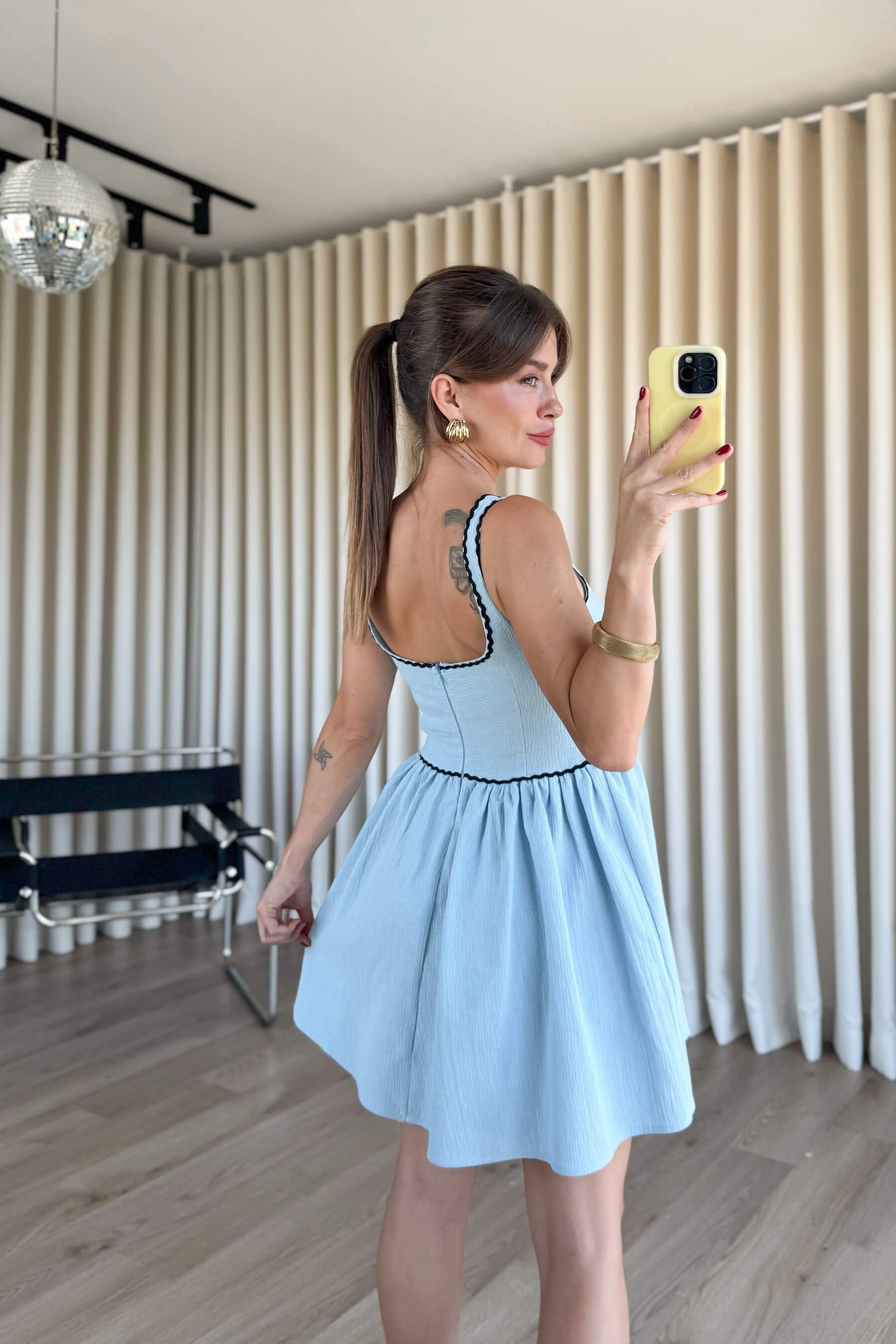 Bebe Mavisi Kalın Askılı Dantel Detaylı Ajurlu Keten Elbise