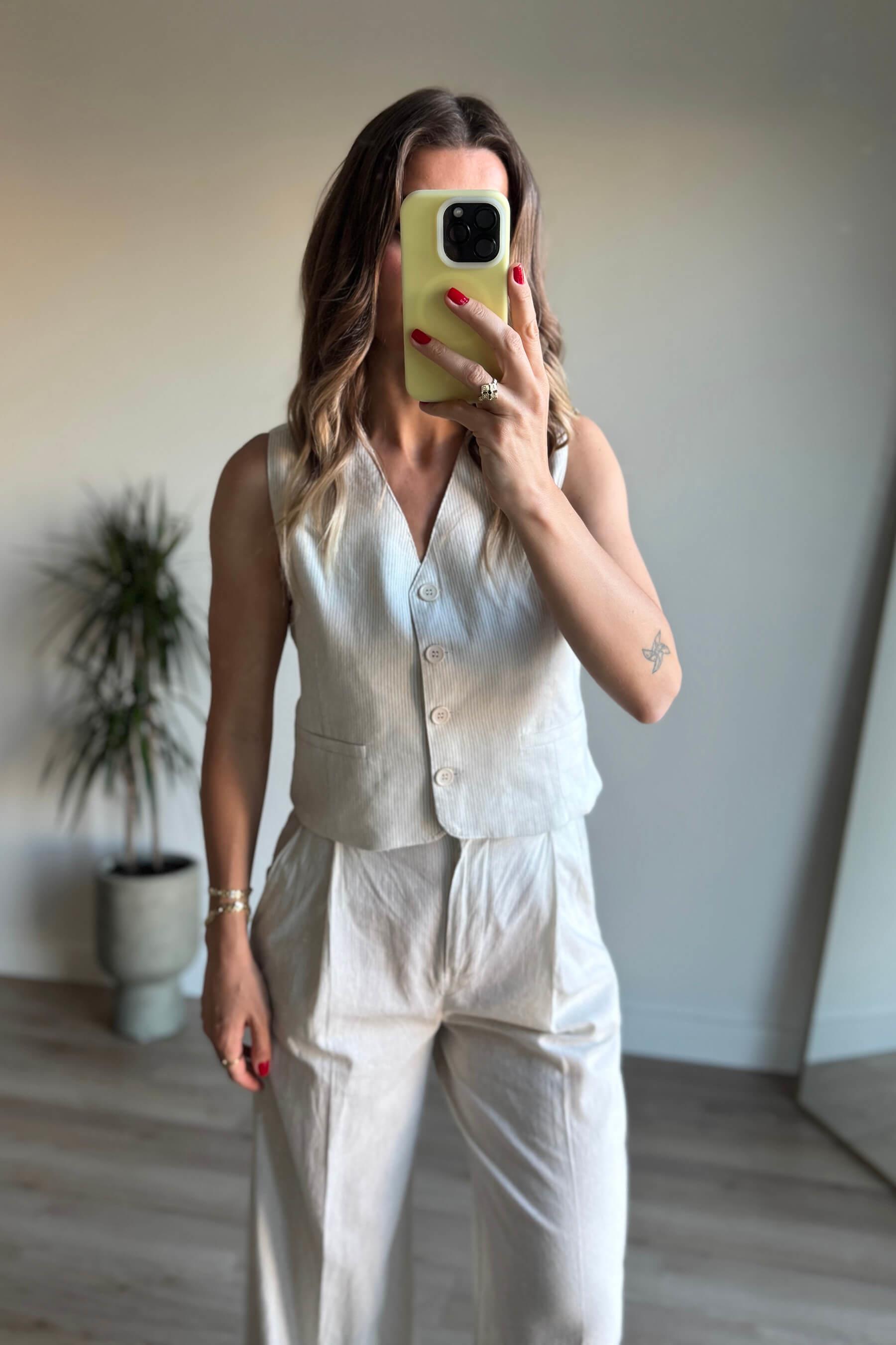 Bej Çizgili Yelek Pantolon Takım