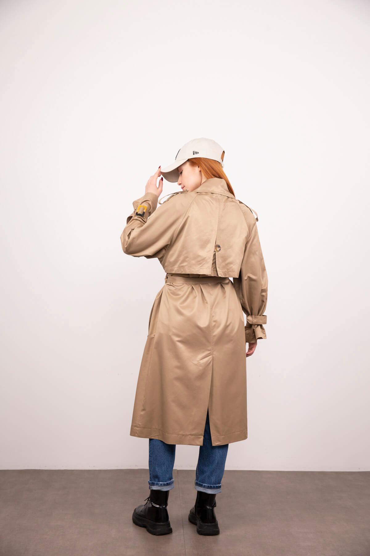Bej Oversize Apolet Detay Kemerli Trençkot
