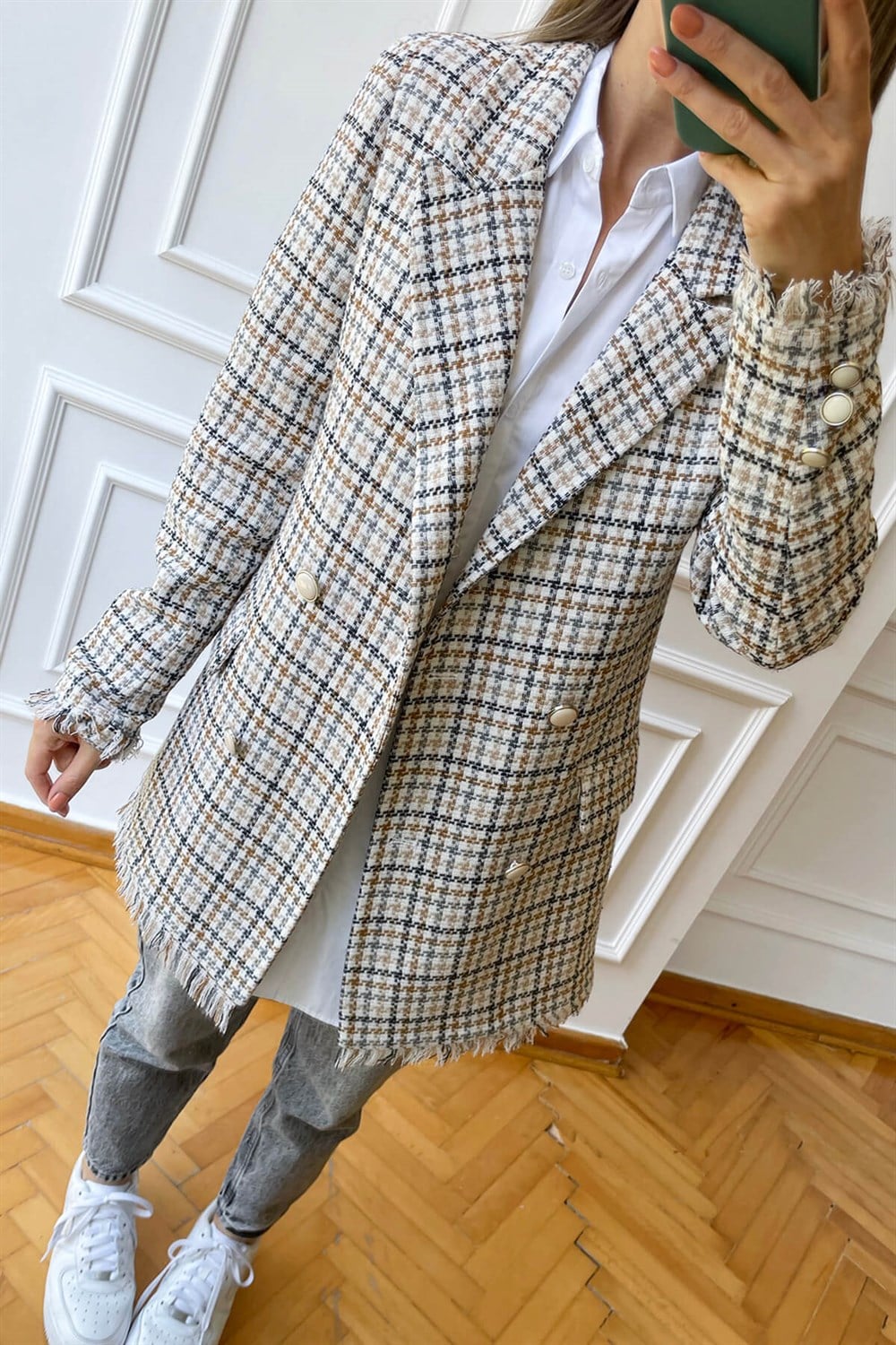 Bej Püsküllü Blazer Ceket