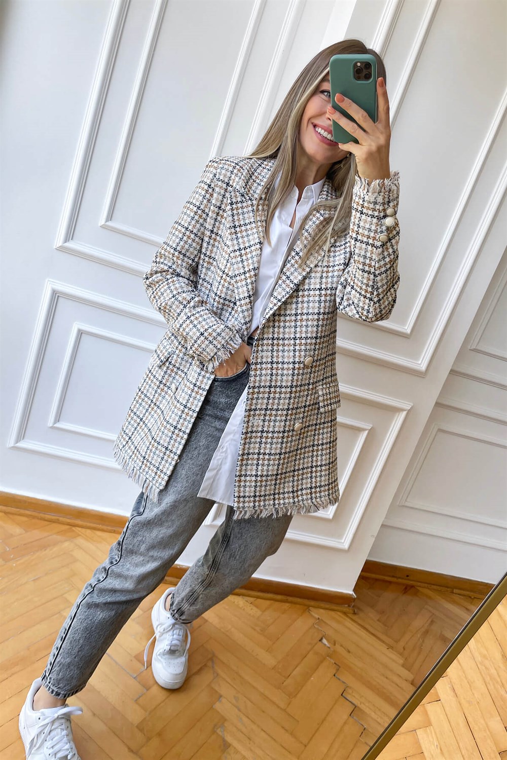Bej Püsküllü Blazer Ceket