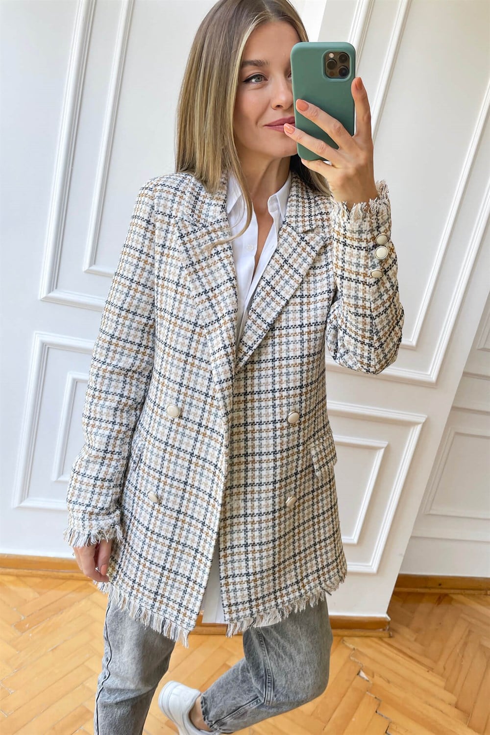 Bej Püsküllü Blazer Ceket