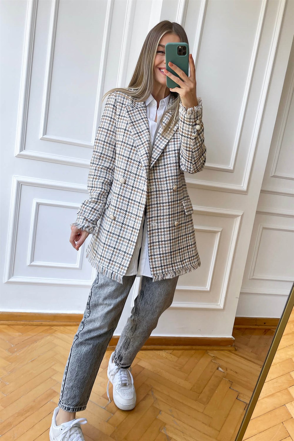 Bej Püsküllü Blazer Ceket