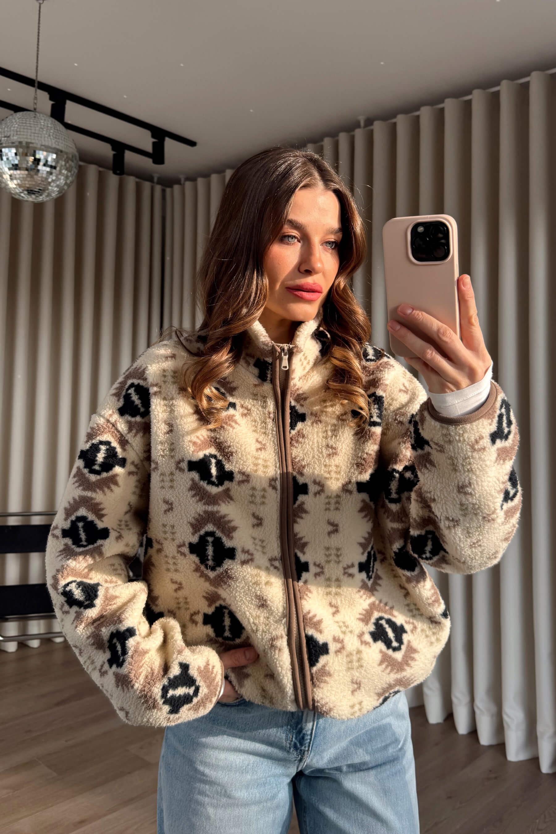 Bej Siyah Desenli Fermuarlı Oversize Peluş Sweatshirt