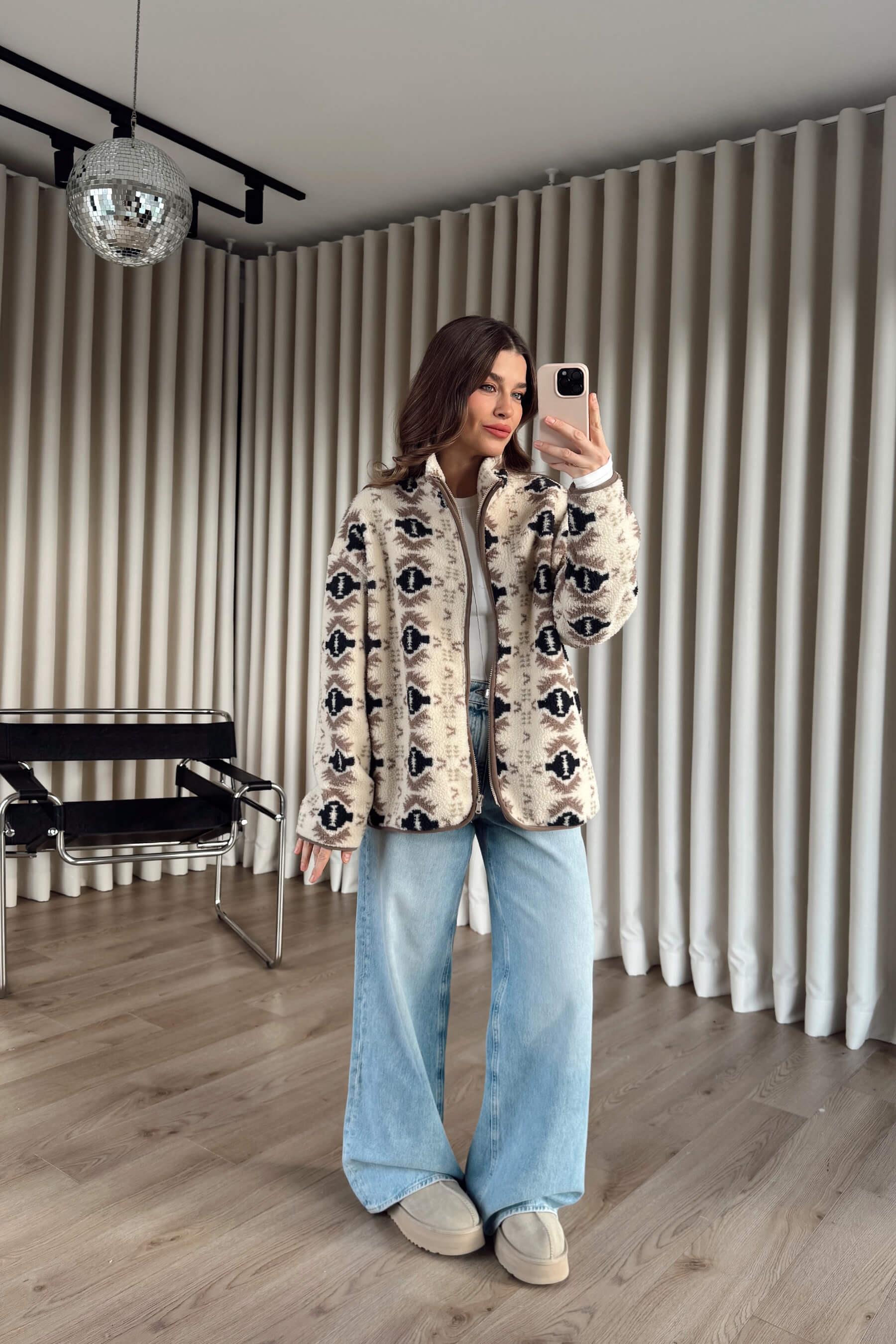 Bej Siyah Desenli Fermuarlı Oversize Peluş Sweatshirt