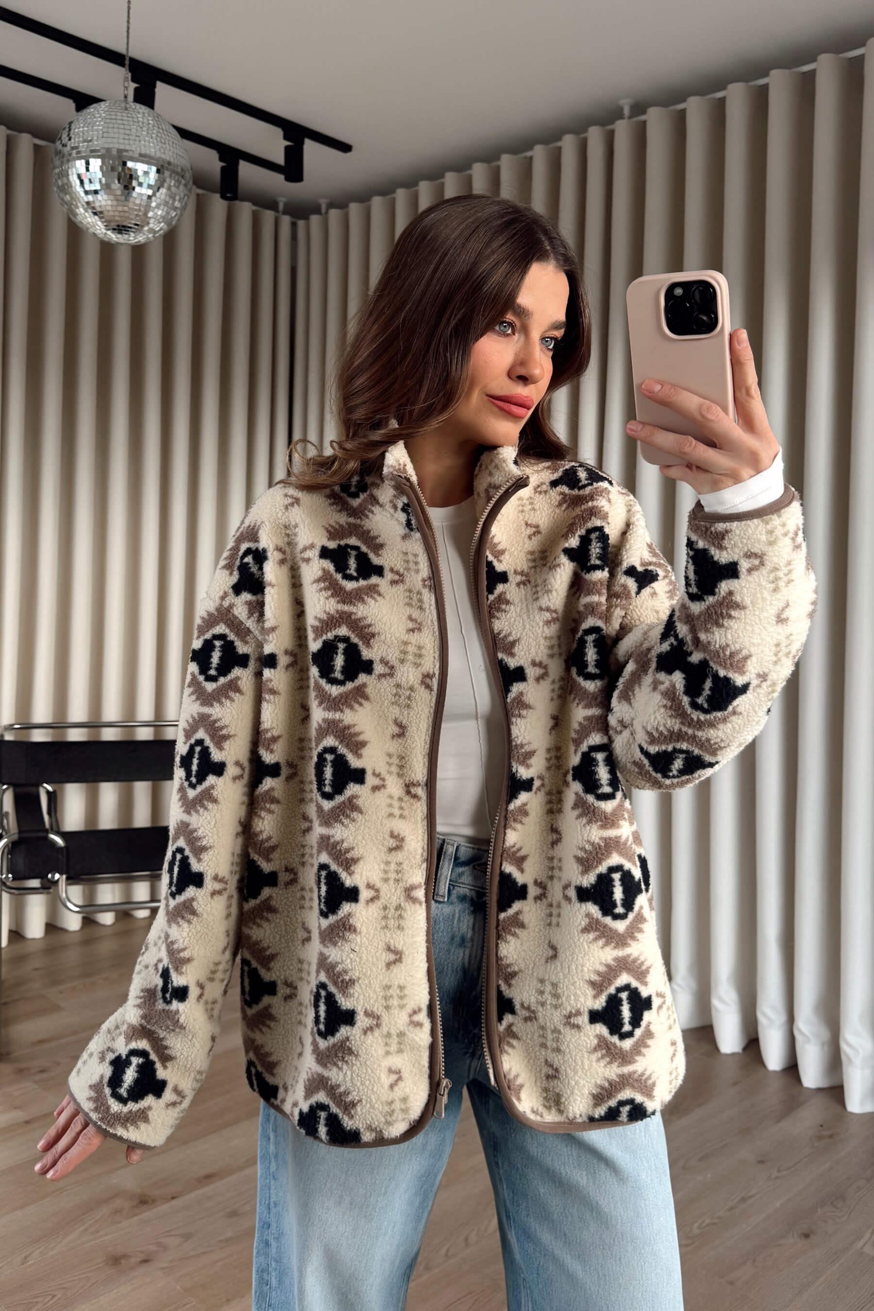 Bej Siyah Desenli Fermuarlı Oversize Peluş Sweatshirt