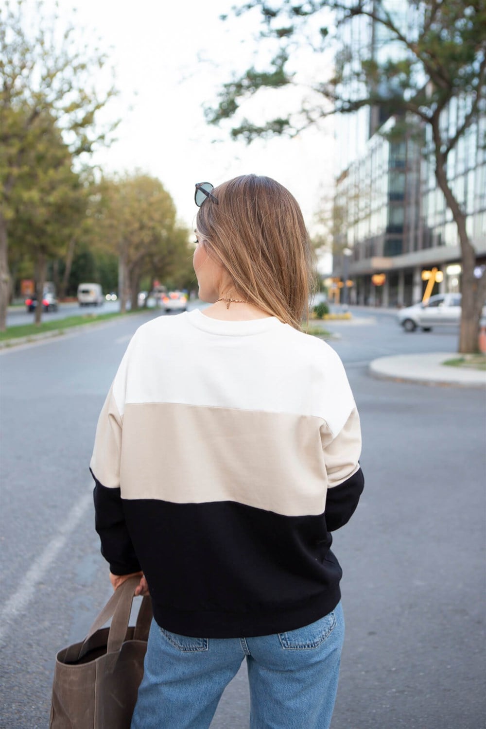 Bej Siyah Pamuklu Sweatshirt