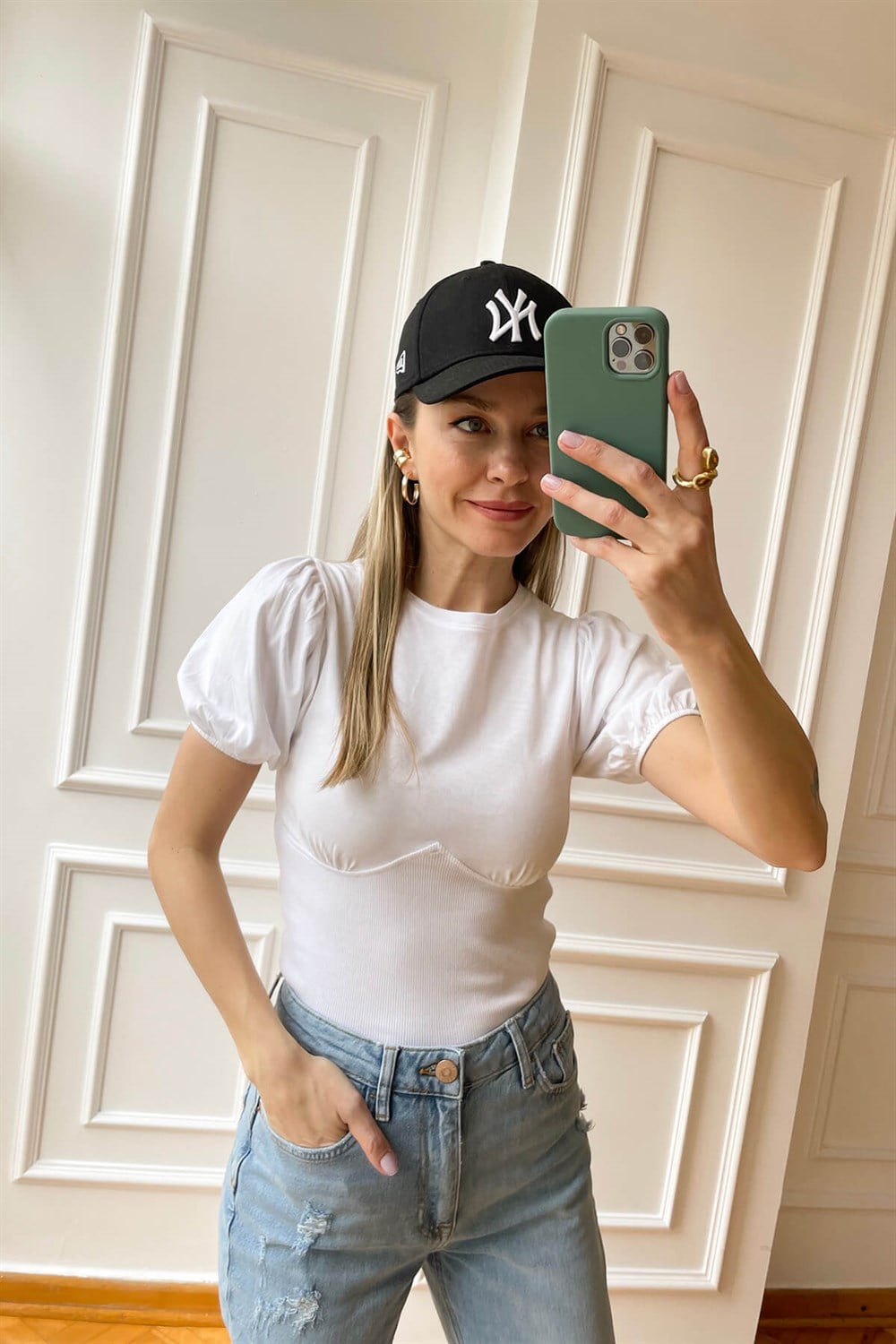 Beyaz Balon Kol Korseli T-Shirt