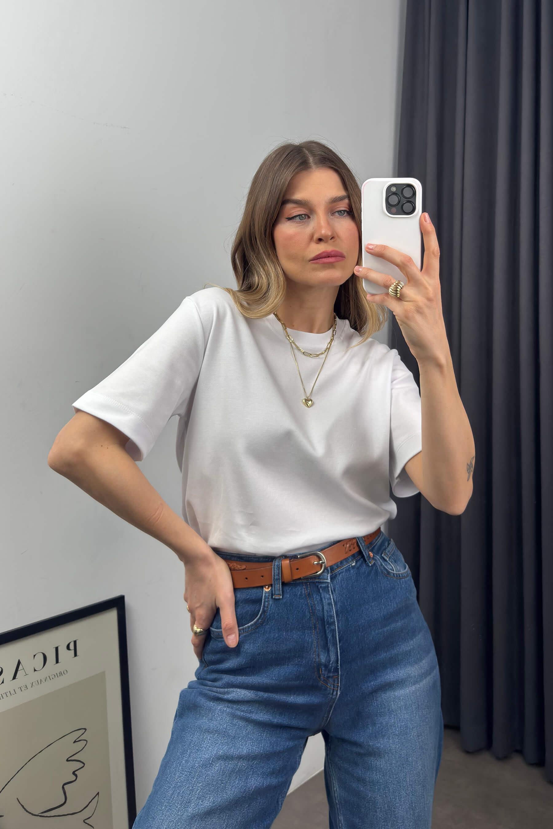 Beyaz Bisiklet Yaka Premium Oversize Pamuk T-Shirt