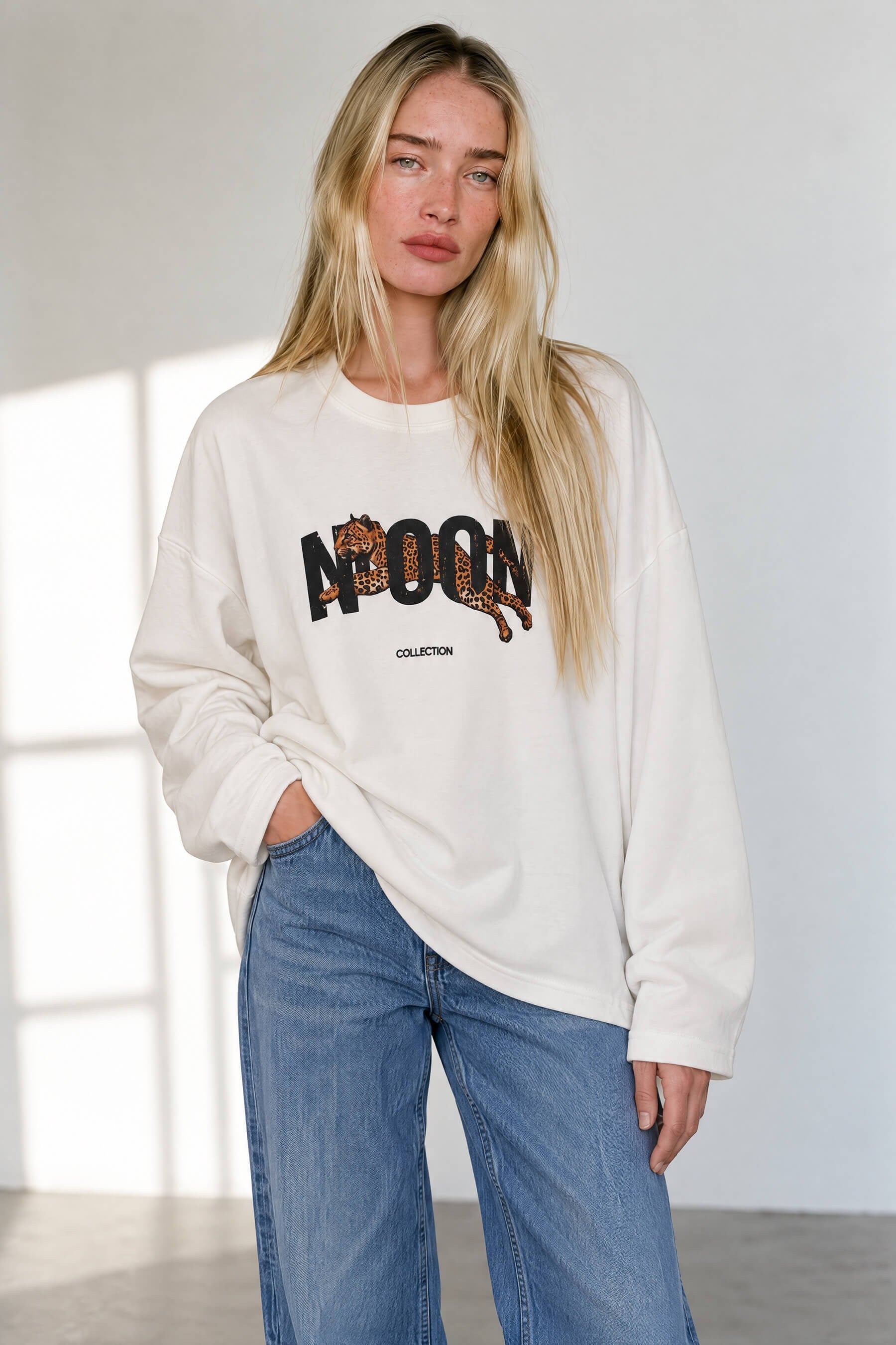 Beyaz Cheetah Baskılı İnce Sweatshirt