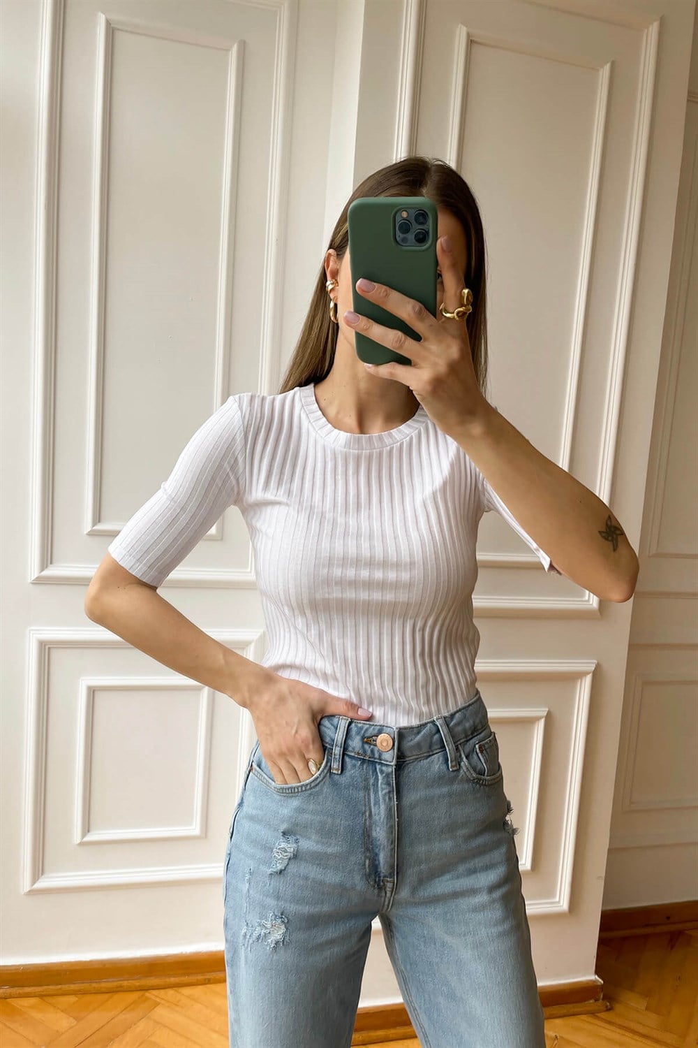 Beyaz Fitilli Basic T-Shirt