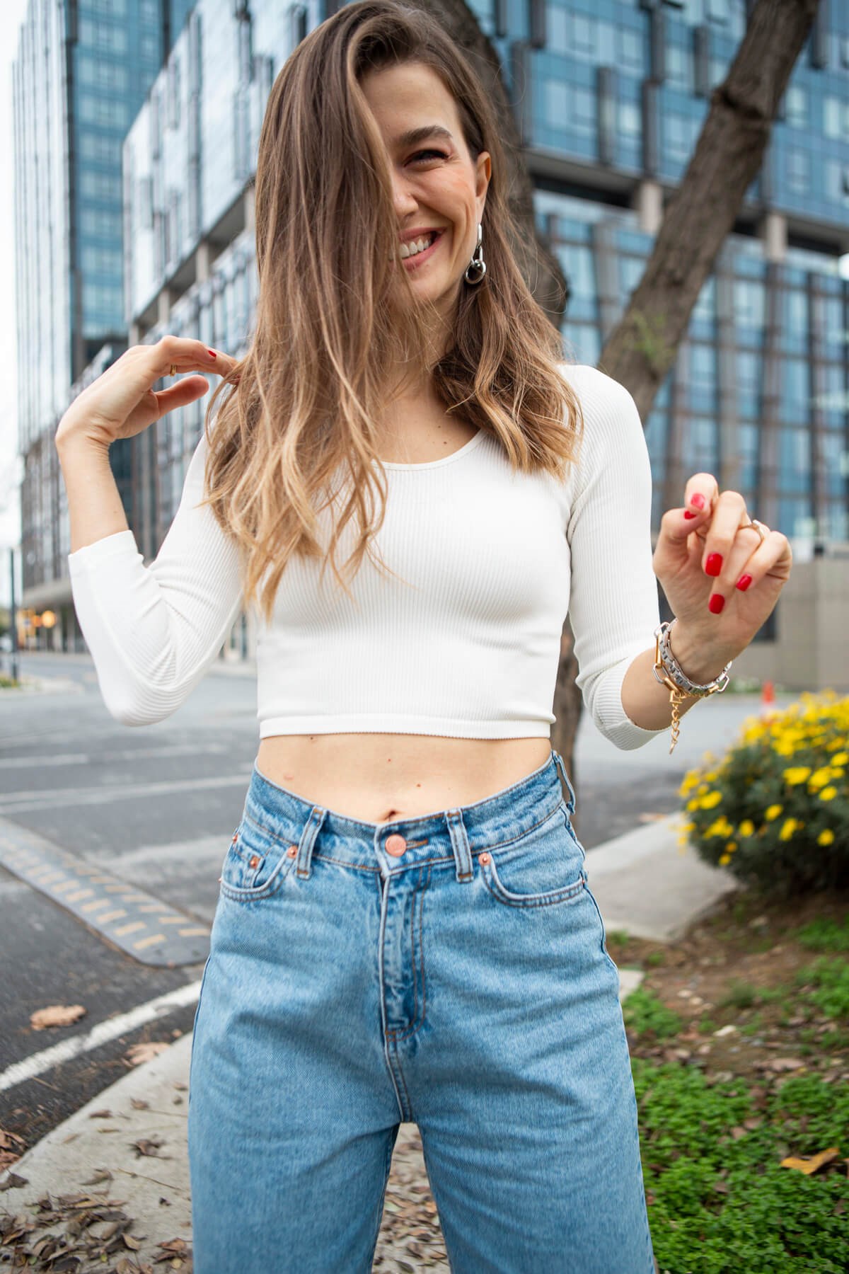 Beyaz Havuz Yaka Crop Top