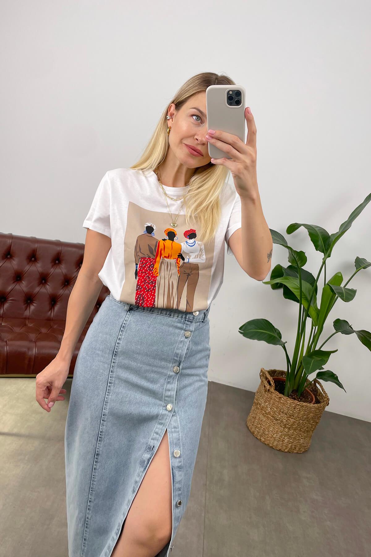Beyaz Kadın Baskılı T-Shirt