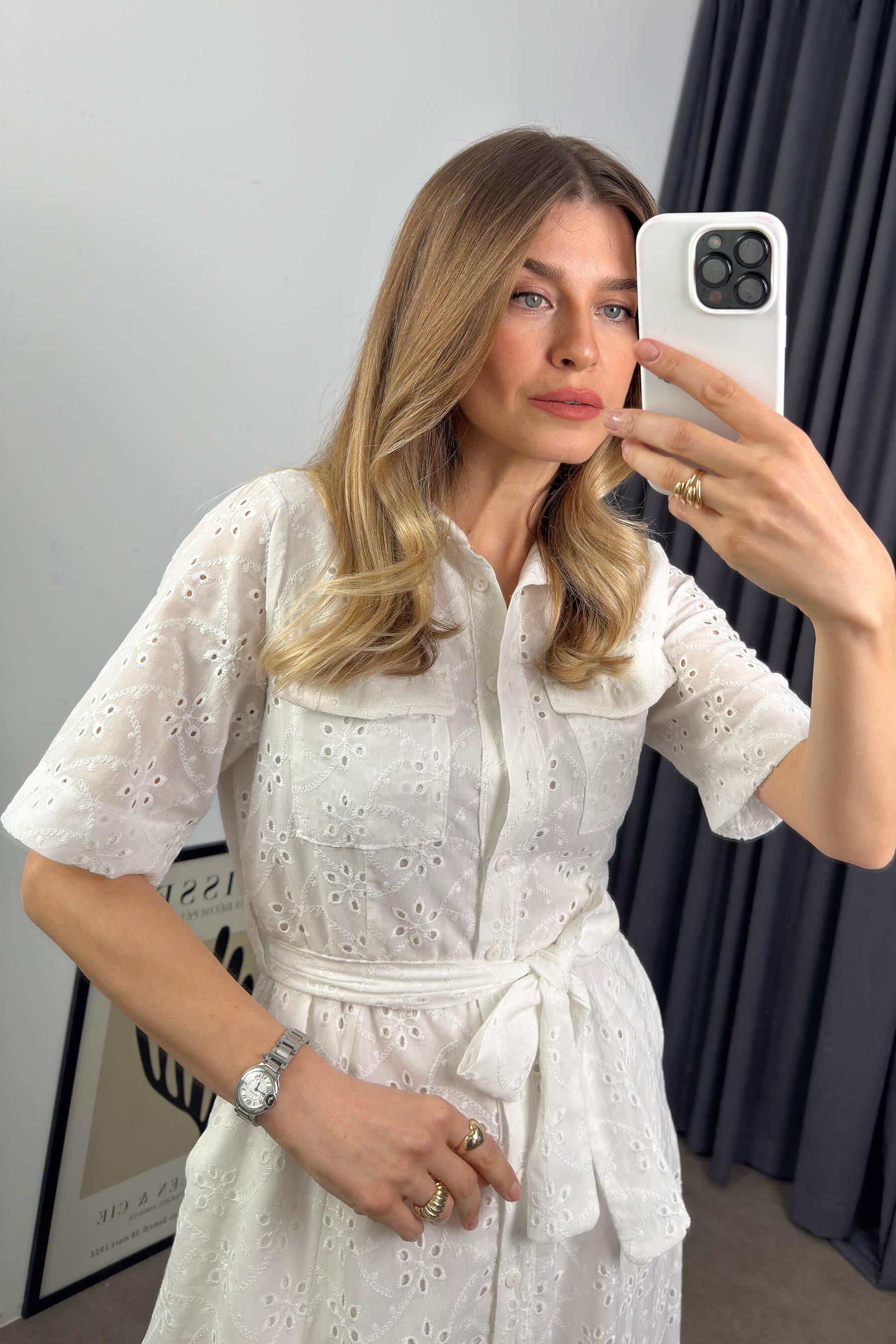 Beyaz Kısa Kollu Astarlı Kuşaklı Cepli Fisto Gömlek Elbise