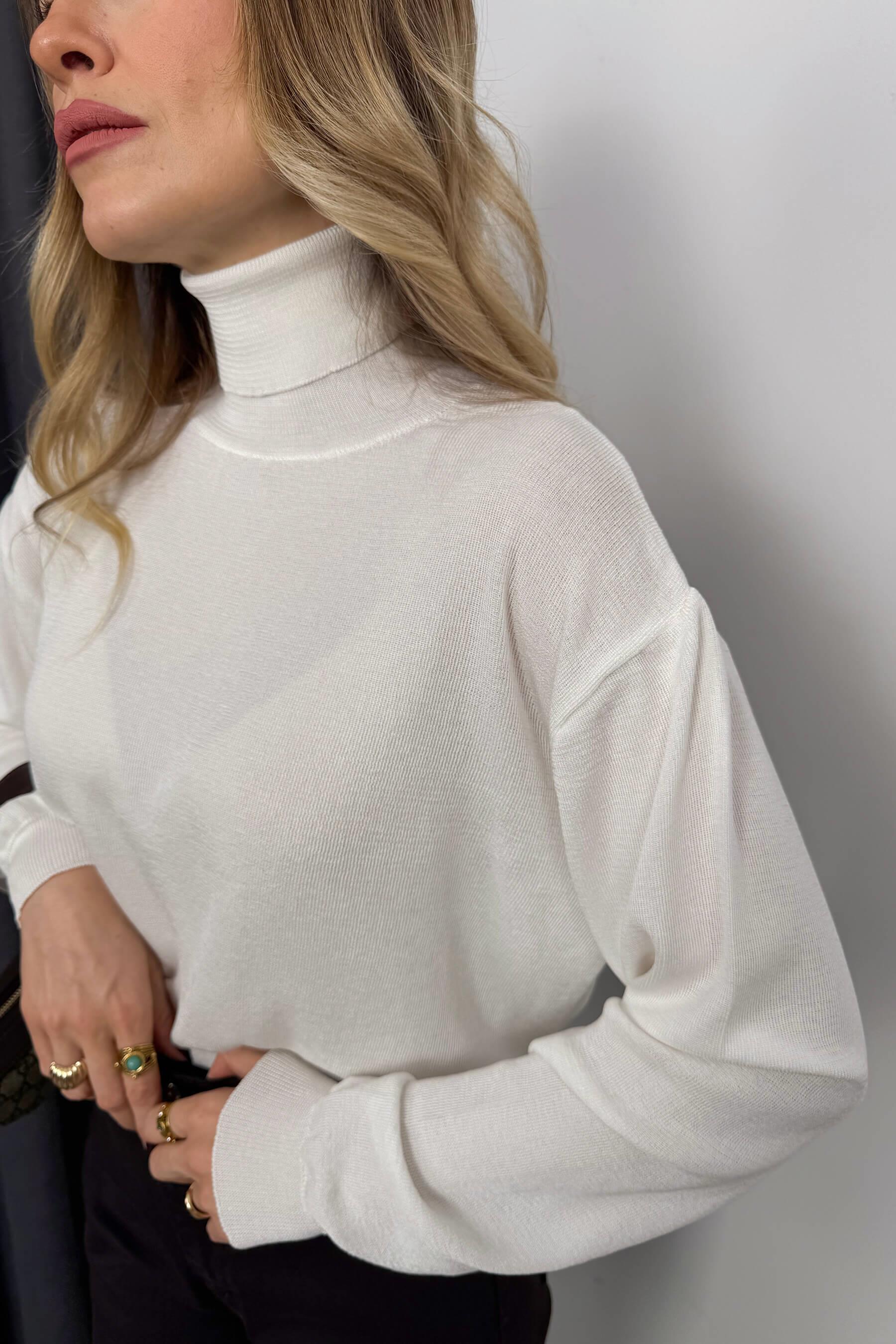 Beyaz Merserize Boğazlı Premium Kazak